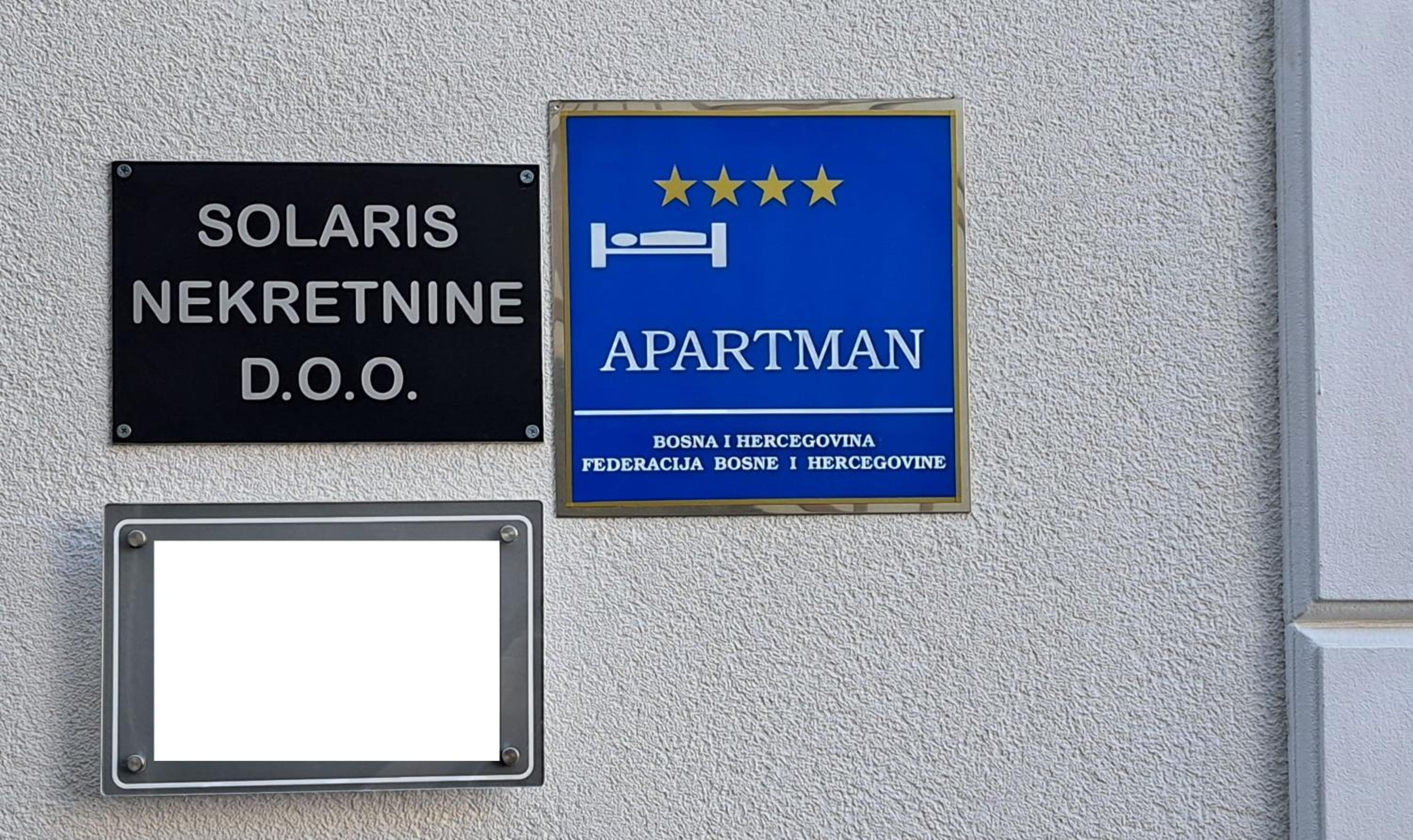 Solaris Apartments - free parking