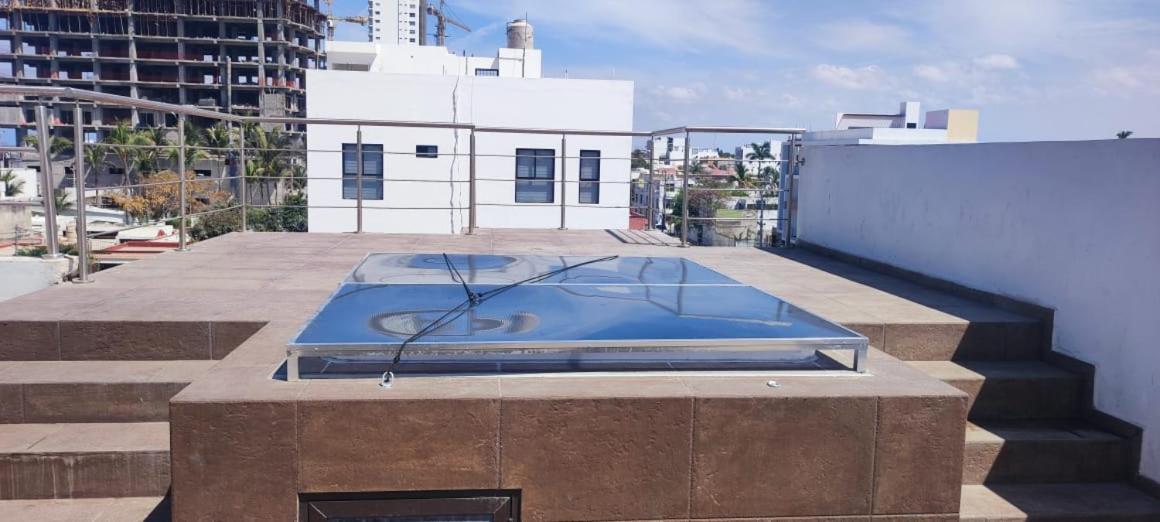 2BR-3BA Condo Block from Beach w Rooftop Jacuzzi view 3