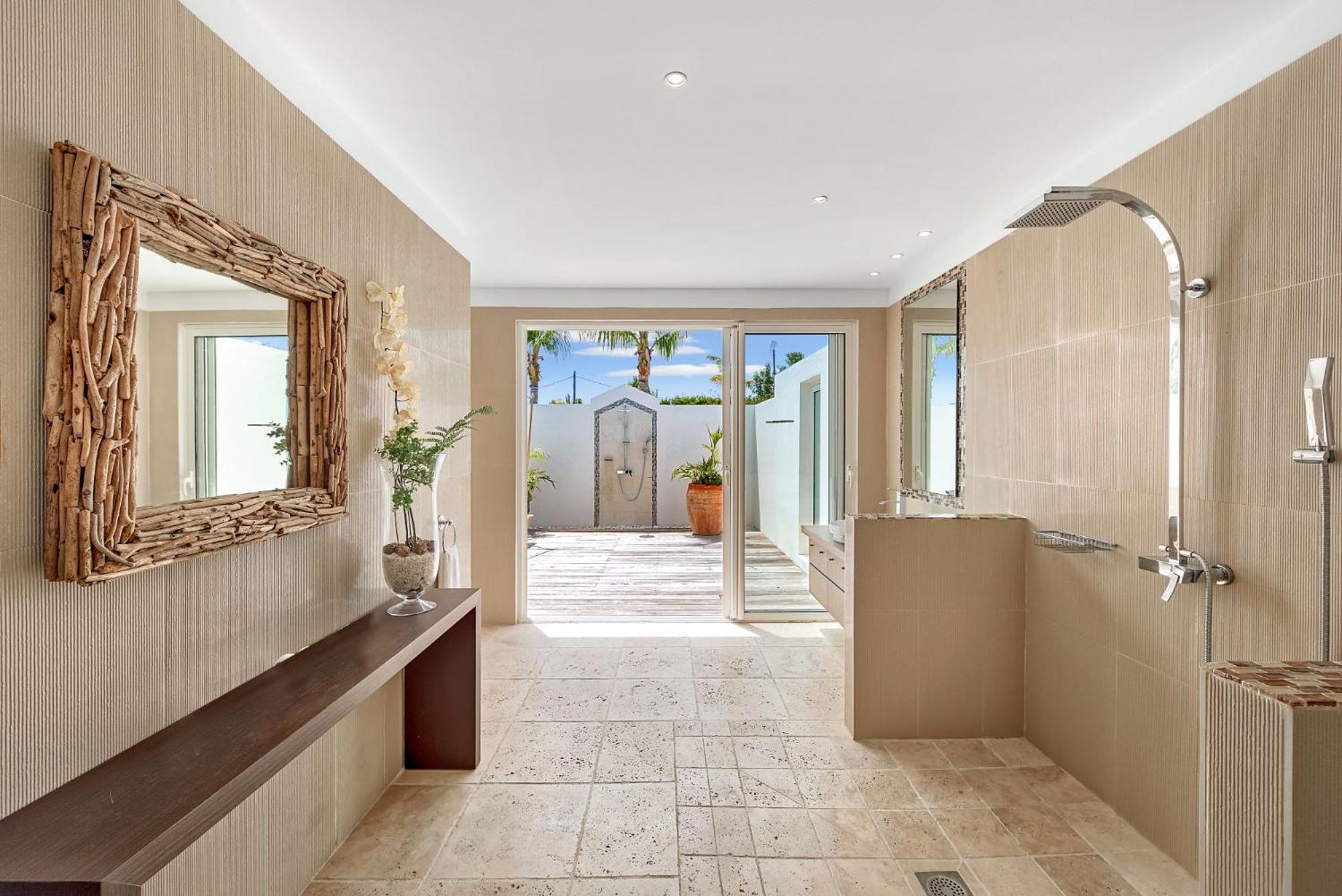 Villa Ambiance