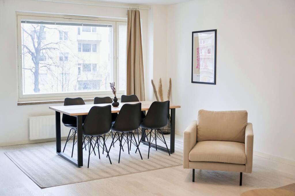 Hotel Norden Homes Turku Central 2-Bedroom Apartment - Image 1