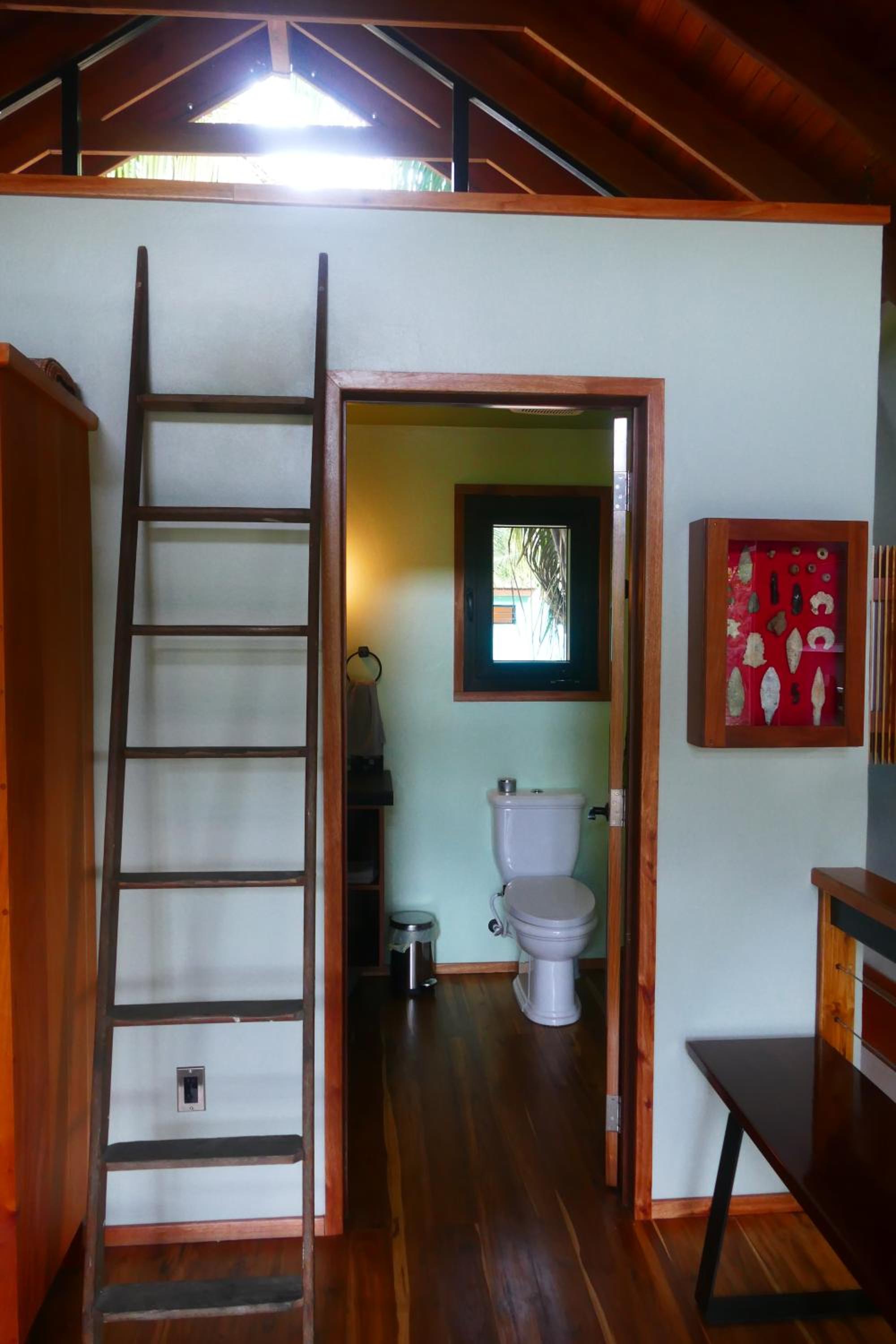 RiverHill Hideaway