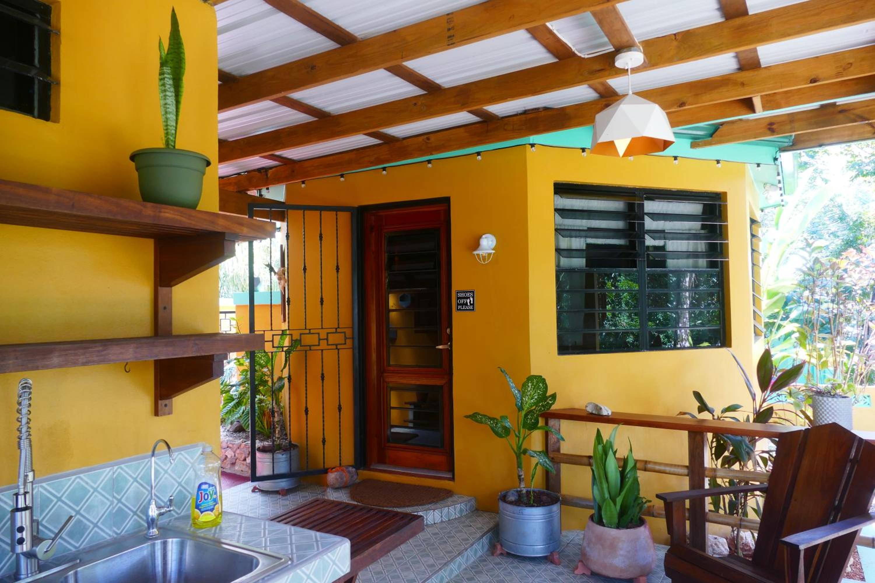 RiverHill Hideaway
