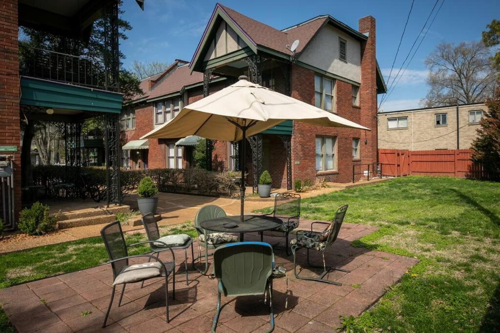 Memphis Belvedere Suites Upper Queen loft 1 Bedroom