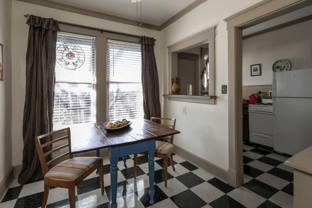 Memphis Belvedere Suites Upper Queen loft 1 Bedroom