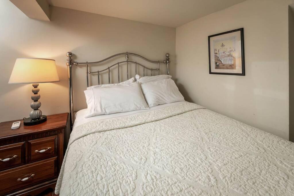 Memphis Belvedere Suites Upper Queen loft 1 Bedroom
