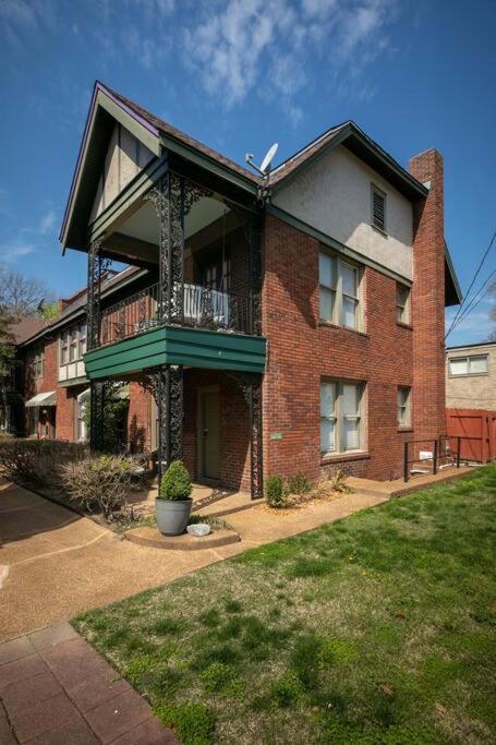 Memphis Belvedere Suites Upper Queen loft 1 Bedroom