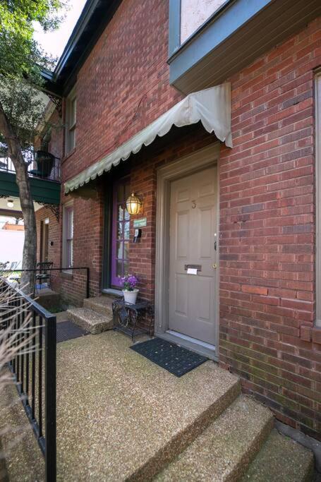 Memphis Belvedere Suites Upper Queen loft 1 Bedroom