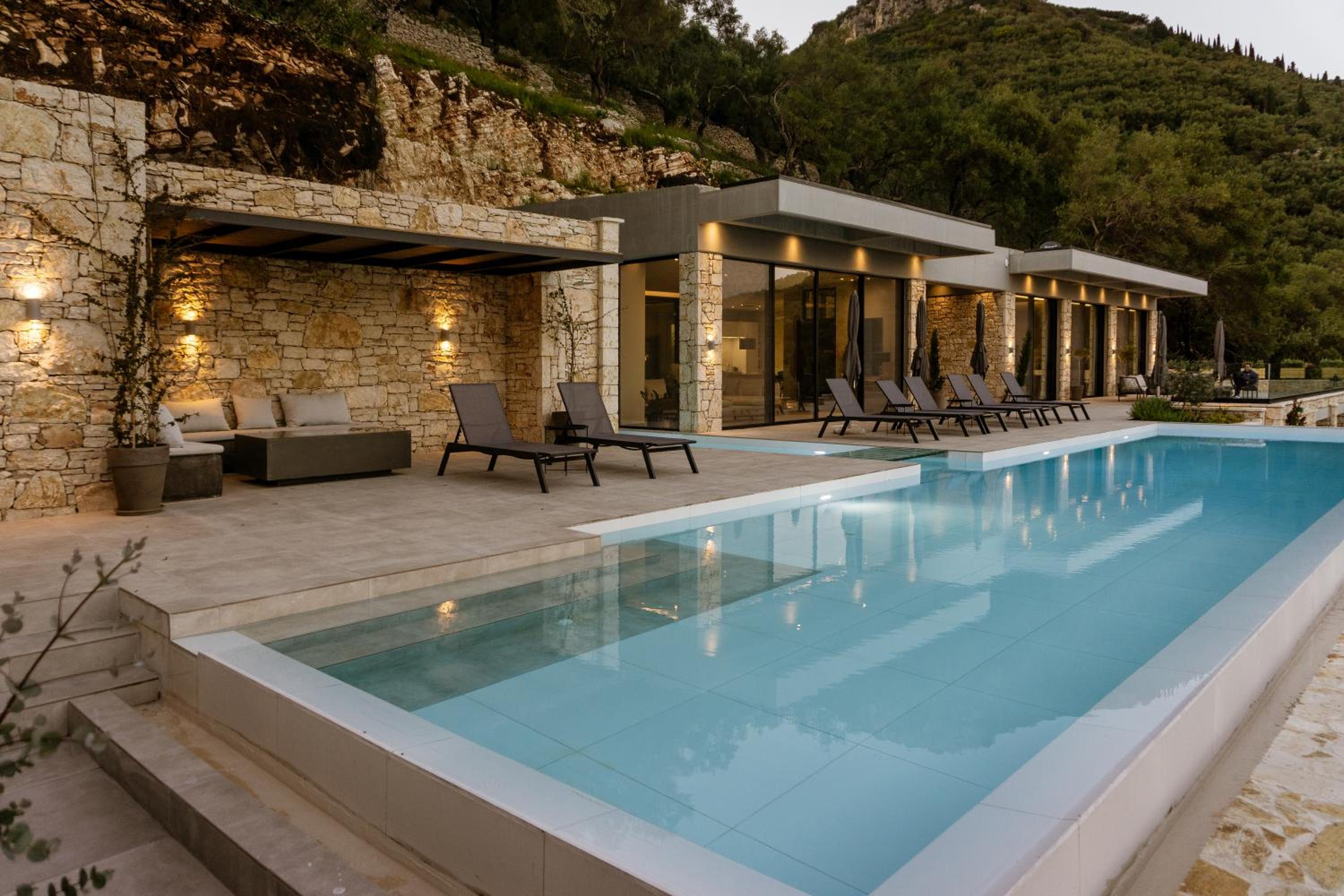 Saphira Villa by WhiteDream Villas