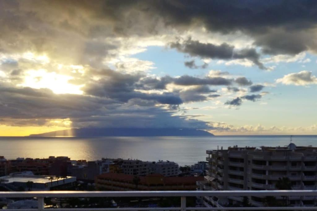 Luxury apartment with stunning ocean view