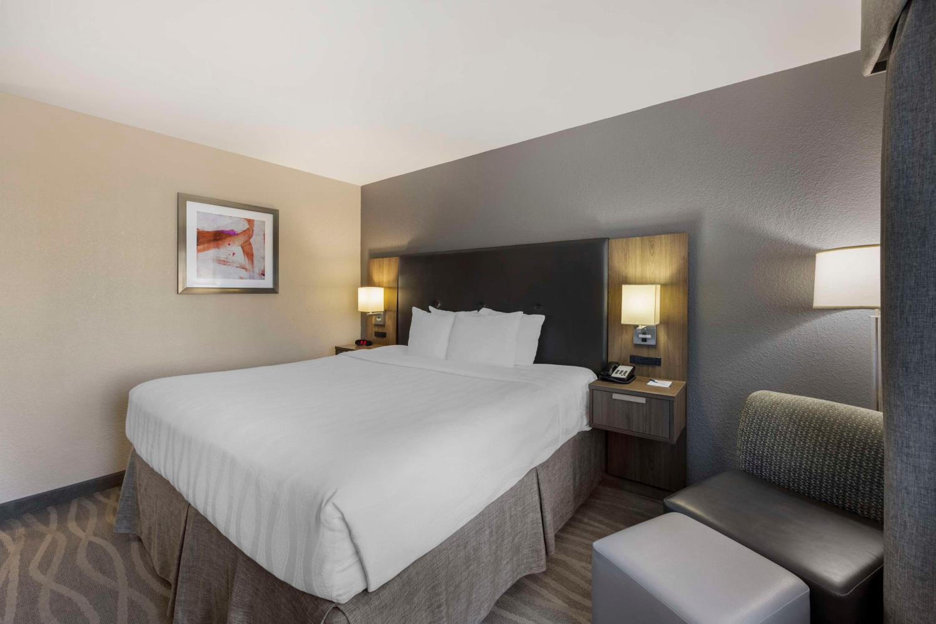 Best Western Plus Nashville Airport Hotel - BNA - Property Image 1