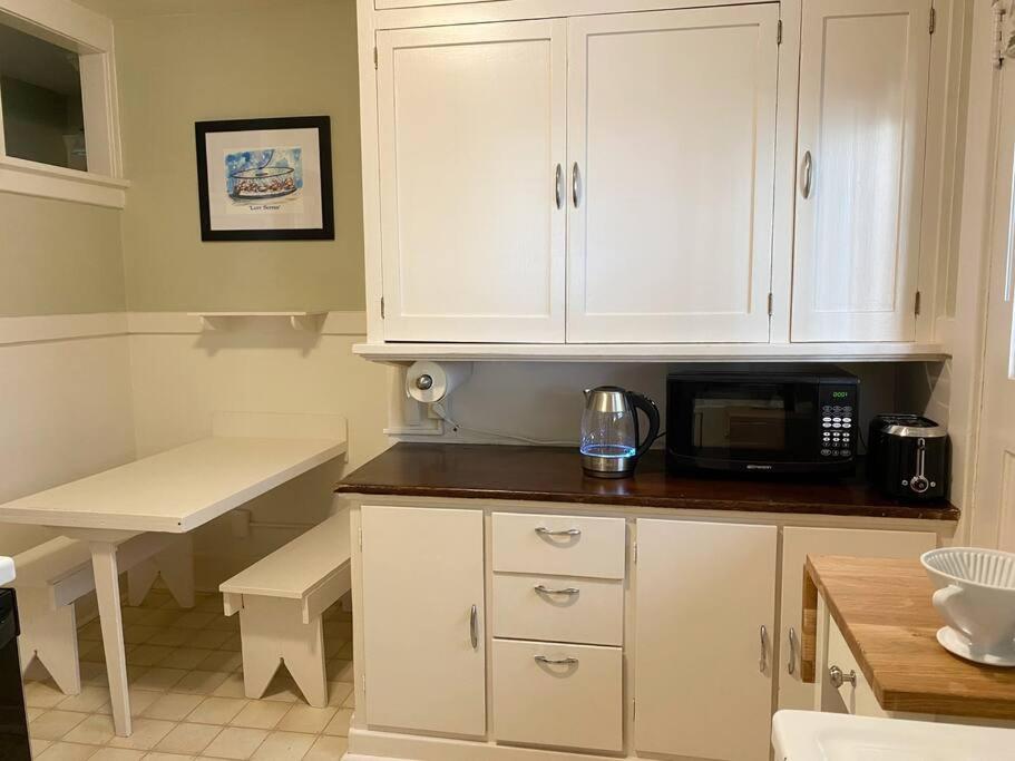 Historic Downtown Flat, # 1