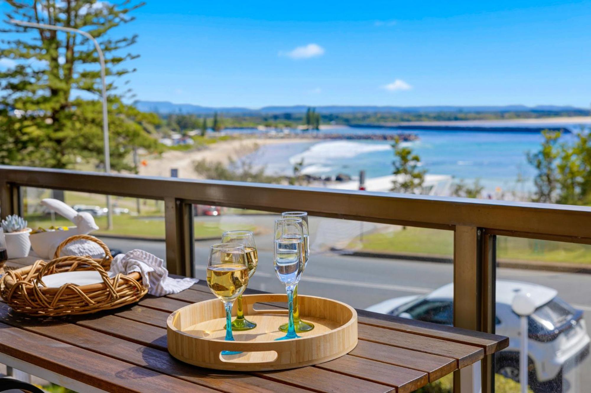 Town Beach Haven - Apt 5 Century21 beachfront