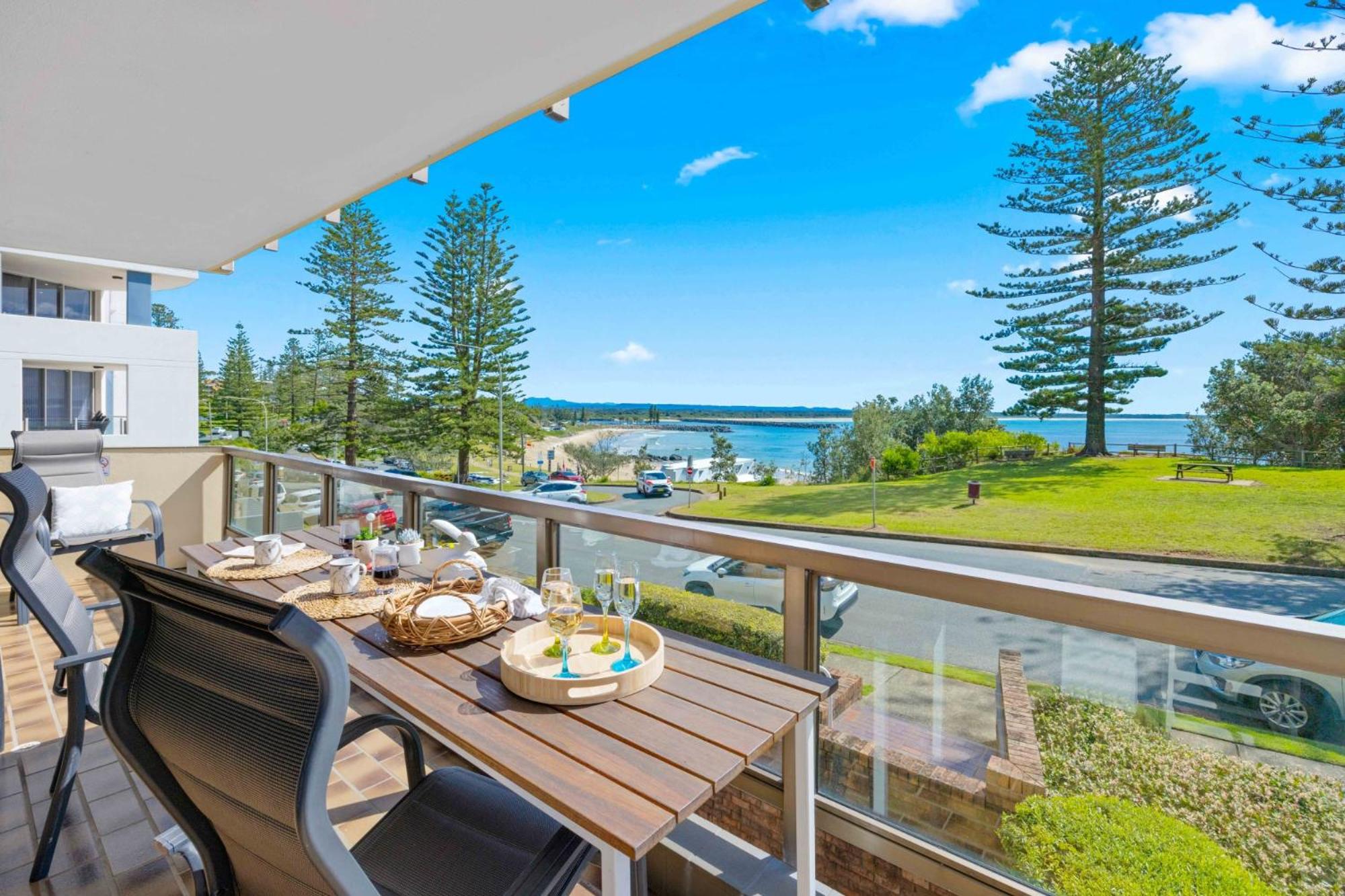 Town Beach Haven - Apt 5 Century21 beachfront
