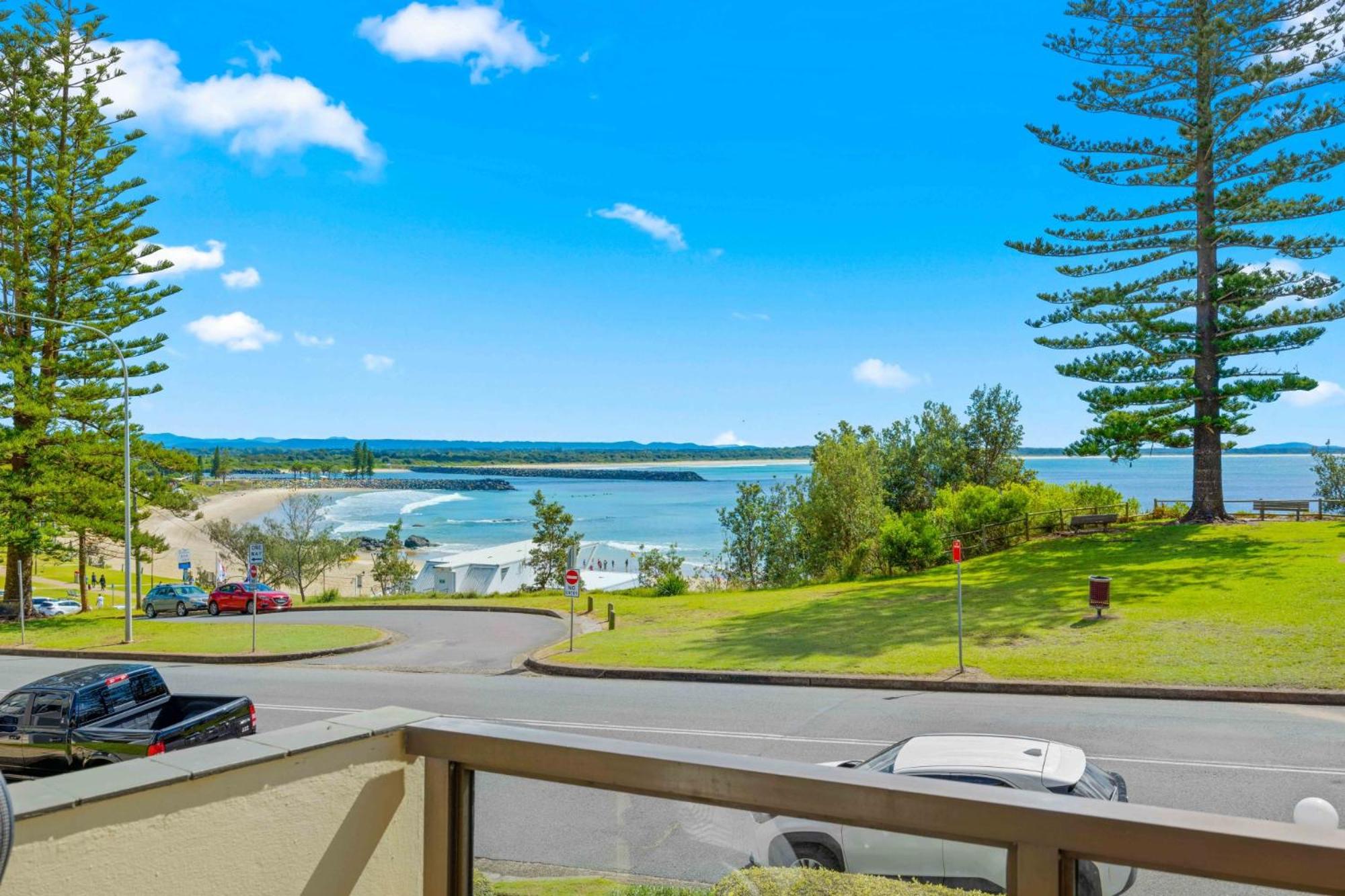 Town Beach Haven - Apt 5 Century21 beachfront