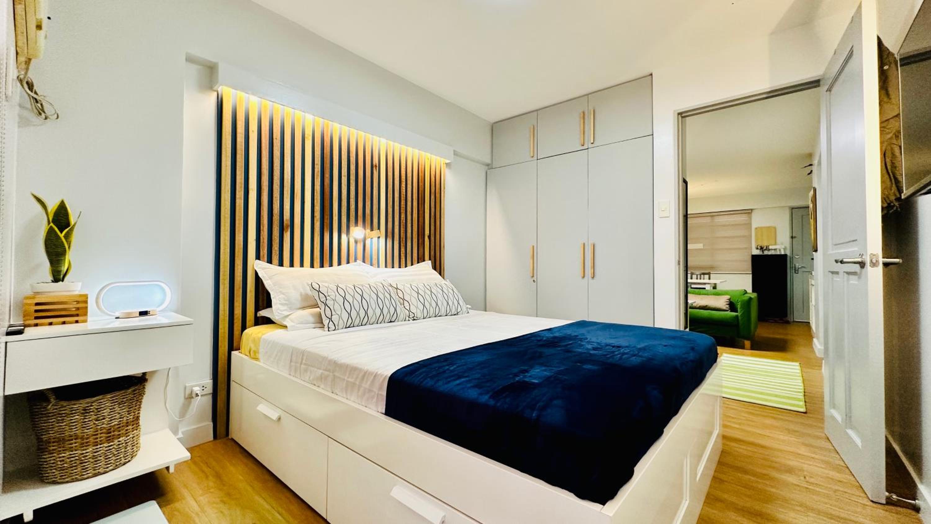 Beyond Zurich HOME Staycation