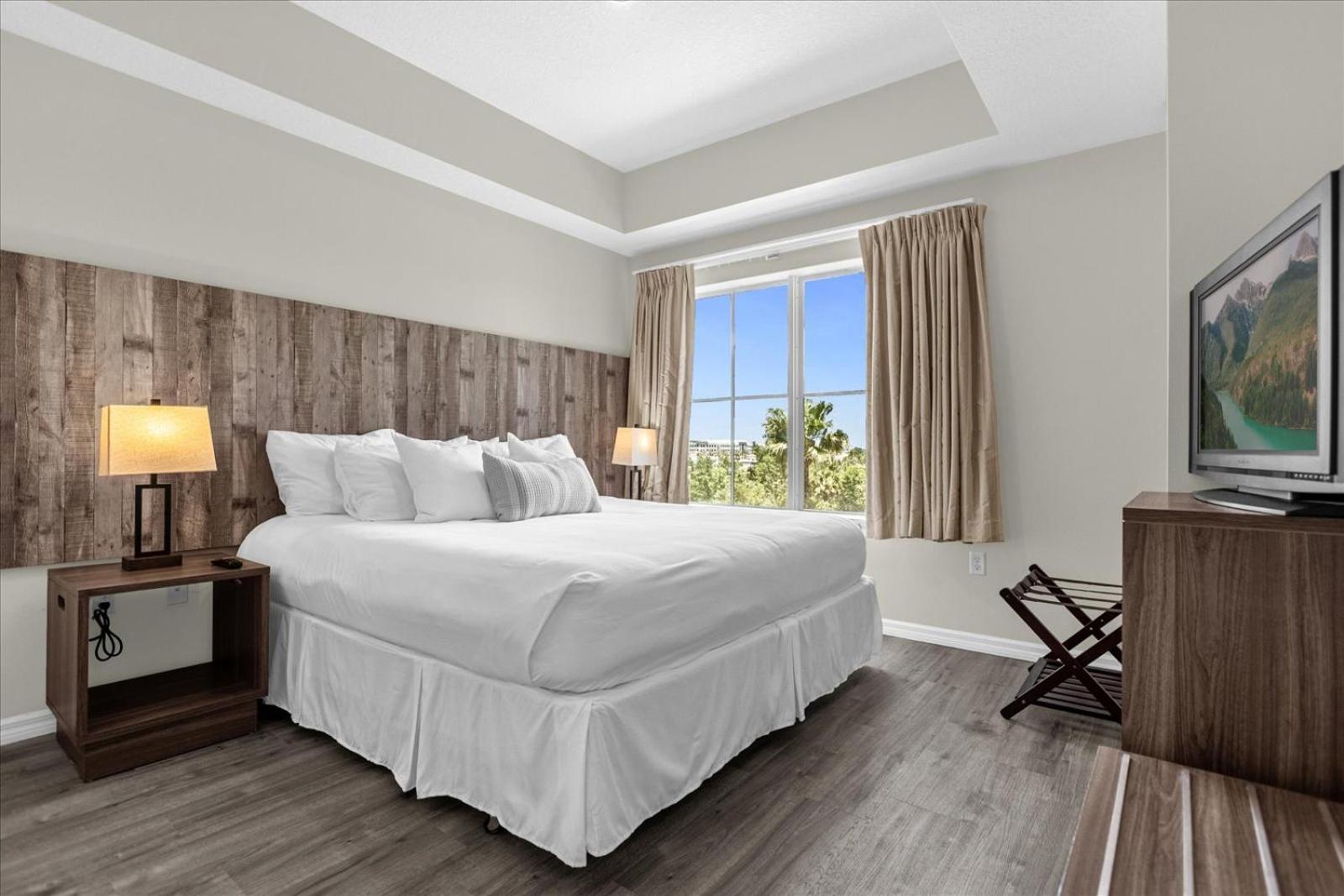 The Point, Lux Apartment 4 min from Universal
