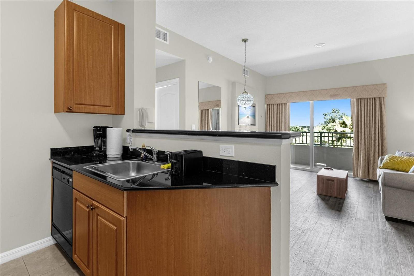 The Point, Lux Apartment 4 min from Universal