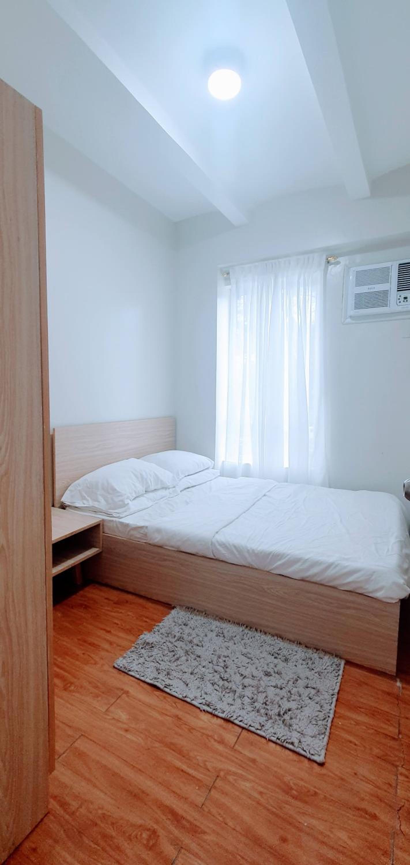 SCANDIA SUITES AT SOUTH FORBES Homey & Cozy 2-Bedroom Condo view 2
