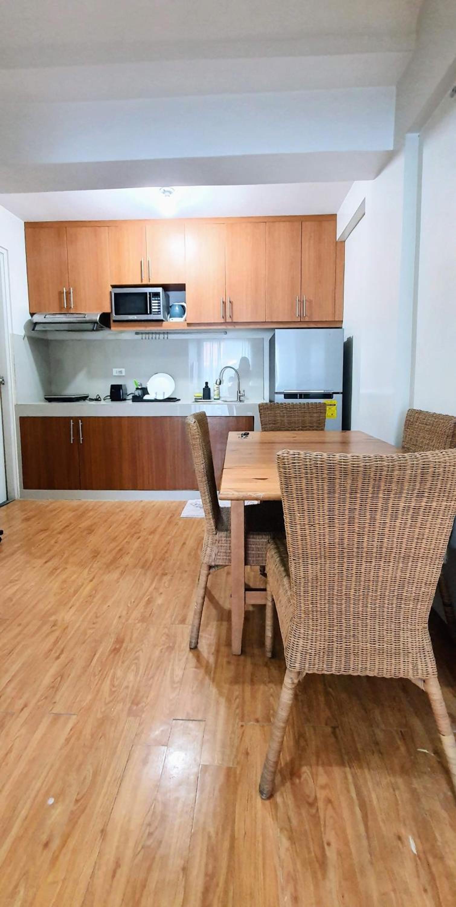 SCANDIA SUITES AT SOUTH FORBES Homey & Cozy 2-Bedroom Condo view 3