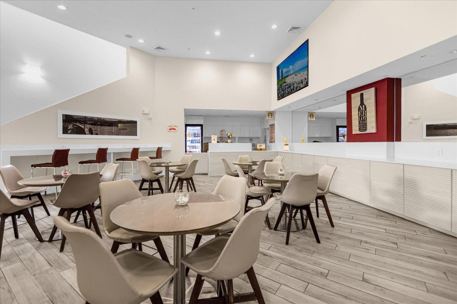 The Point, Lux Apartment 4 min from Universal