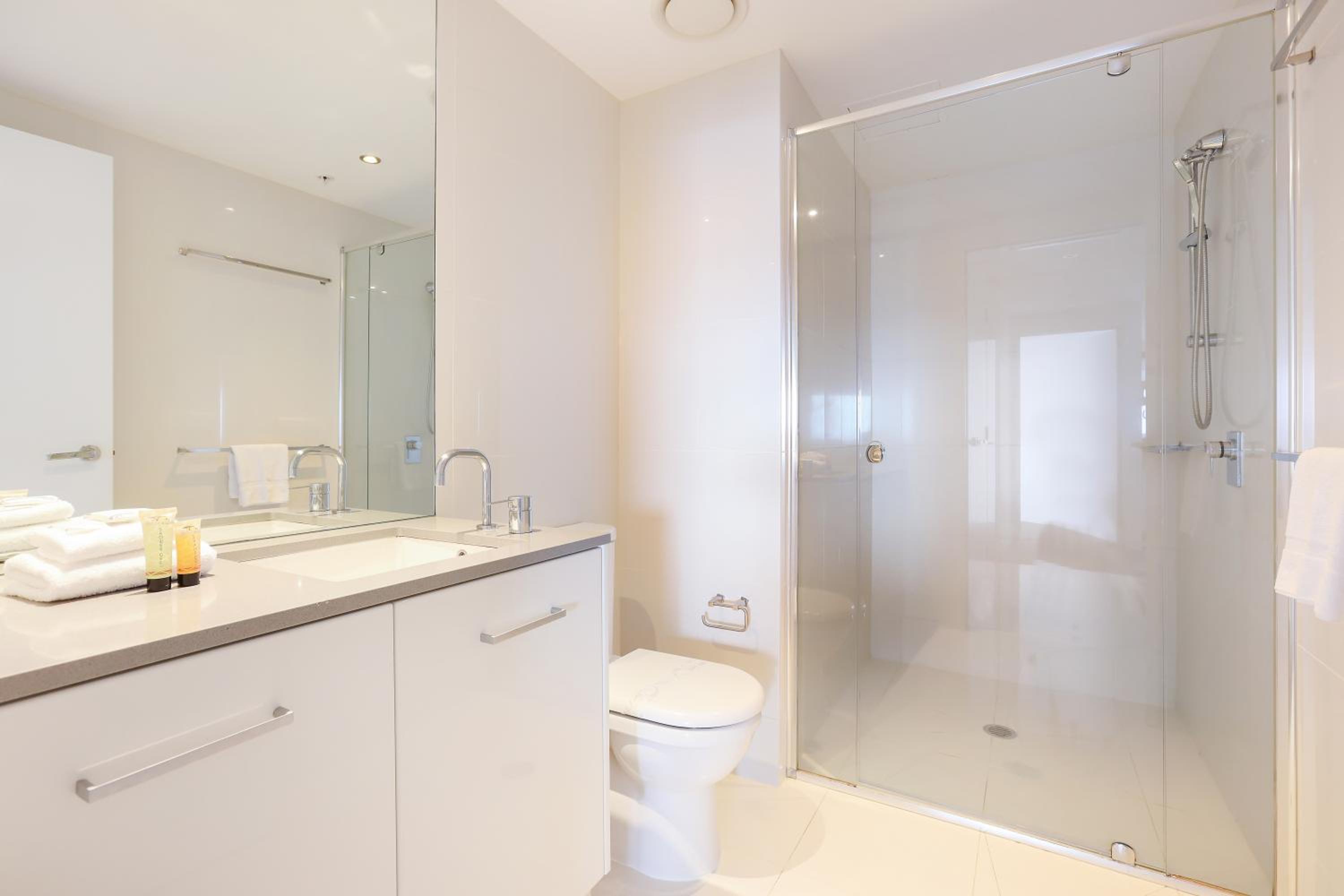 Circle on Cavill 2, 3, 4 & 5 Bedroom SkyHomes & SUB PENTHOUSES by Gold Coast Holidays
