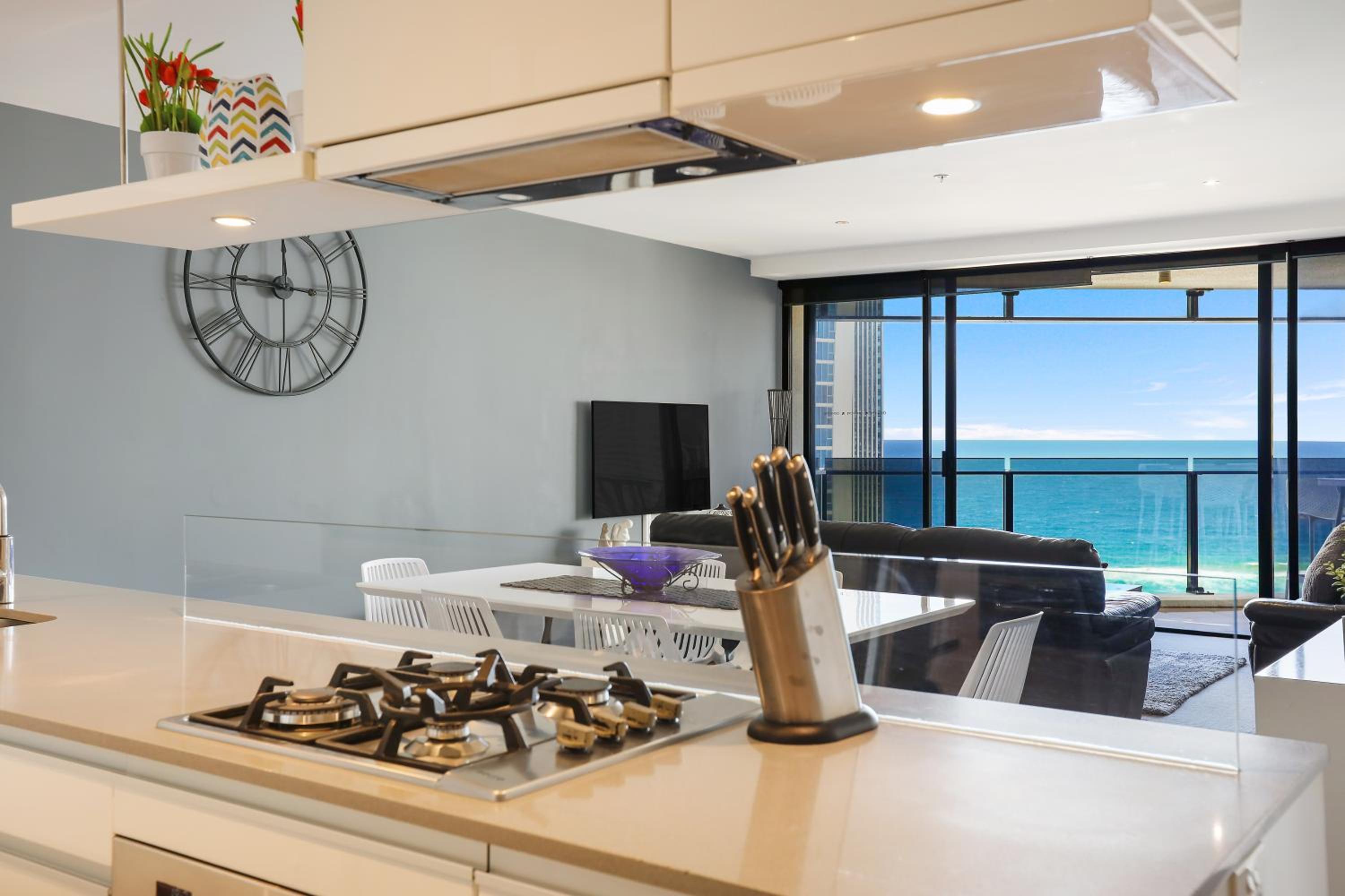 Circle on Cavill 2, 3, 4 & 5 Bedroom SkyHomes & SUB PENTHOUSES by Gold Coast Holidays