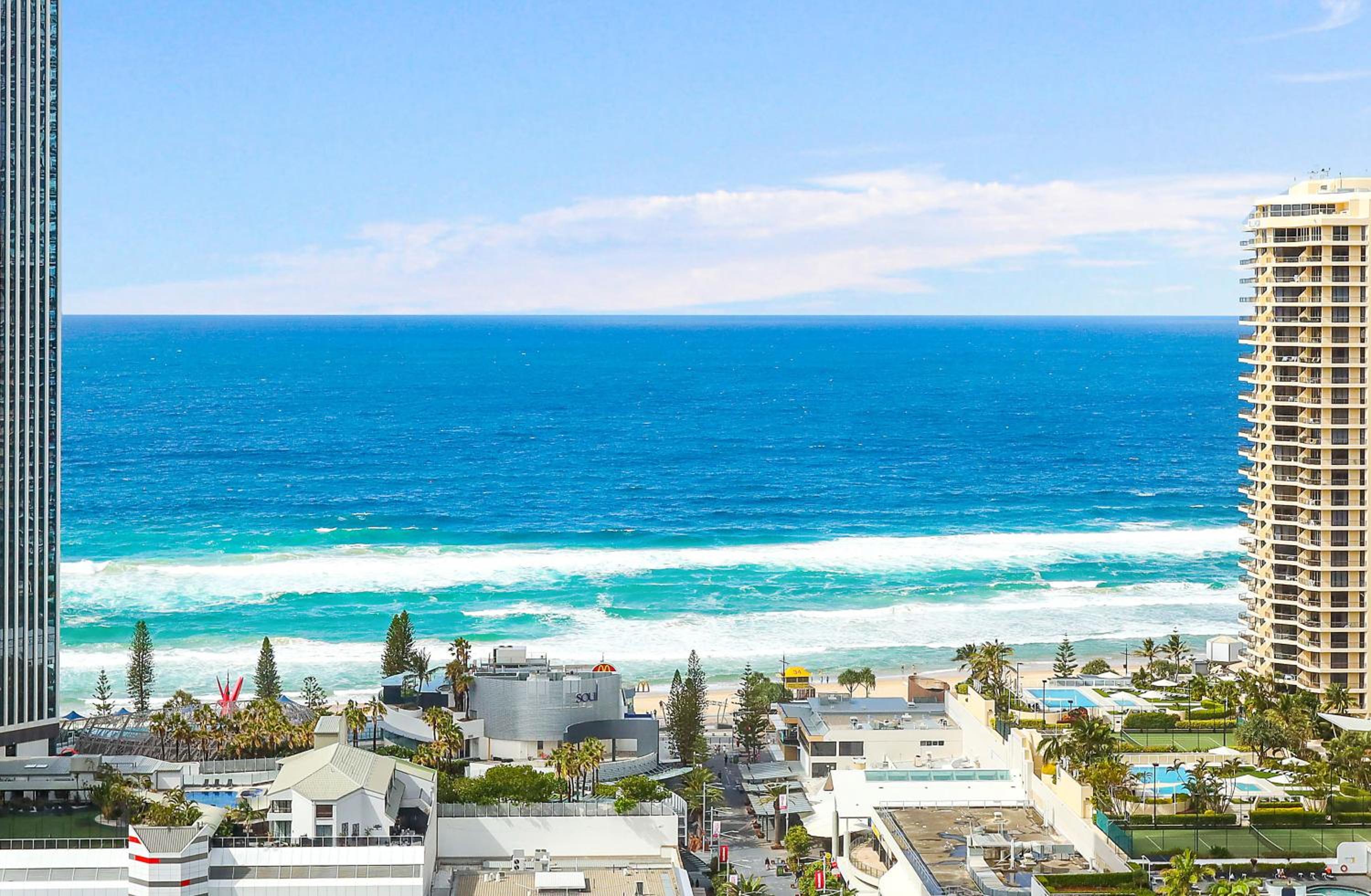 Circle on Cavill 2, 3, 4 & 5 Bedroom SkyHomes & SUB PENTHOUSES by Gold Coast Holidays