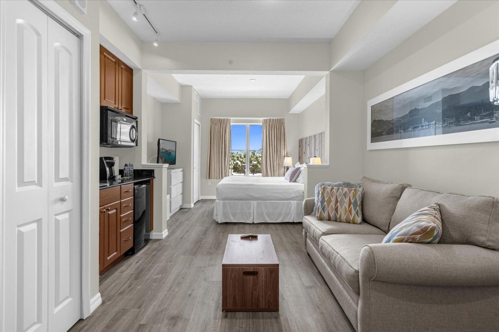 The Point, Lux Apartment 4 min from Universal