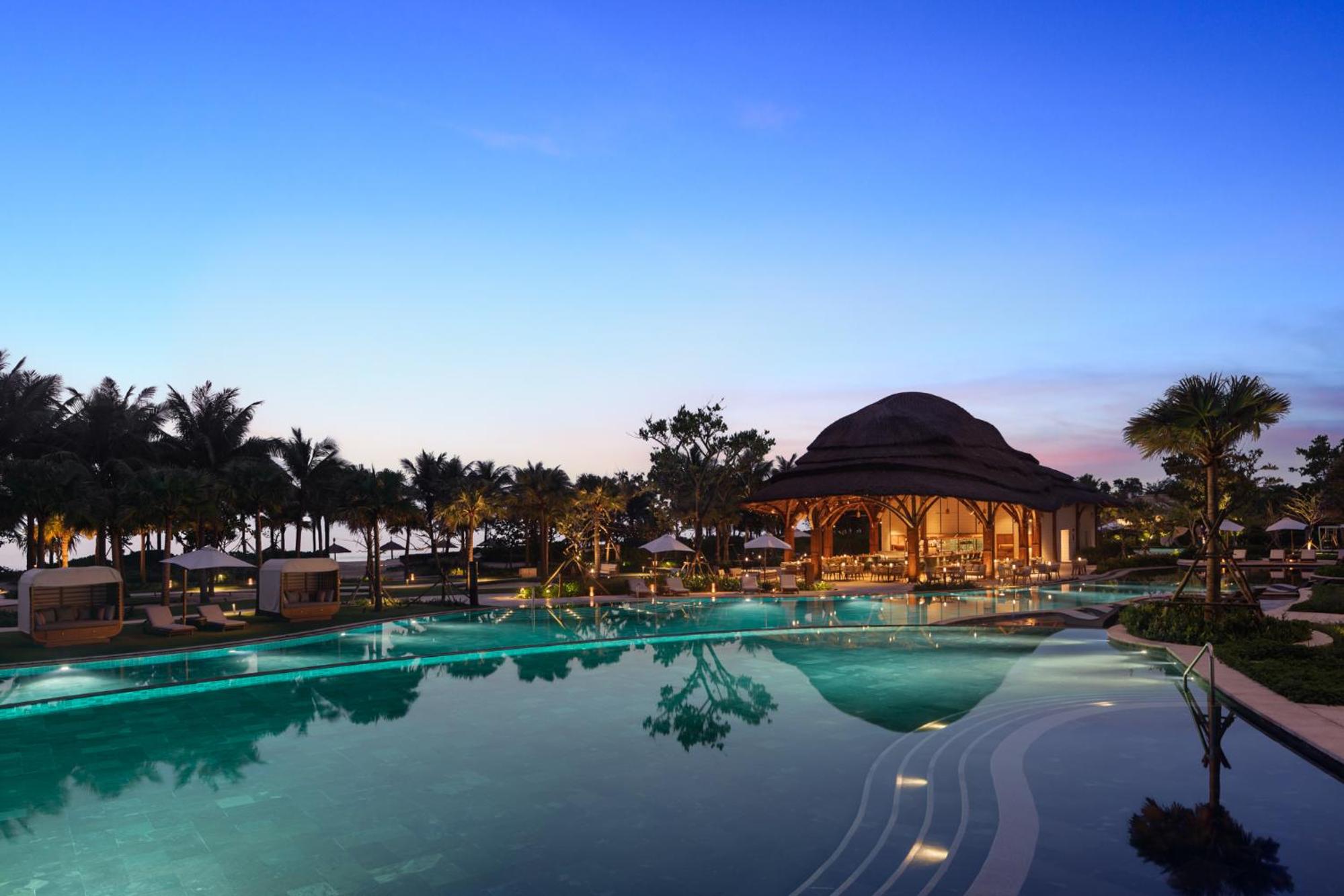 New World Hoiana Beach Resort 24