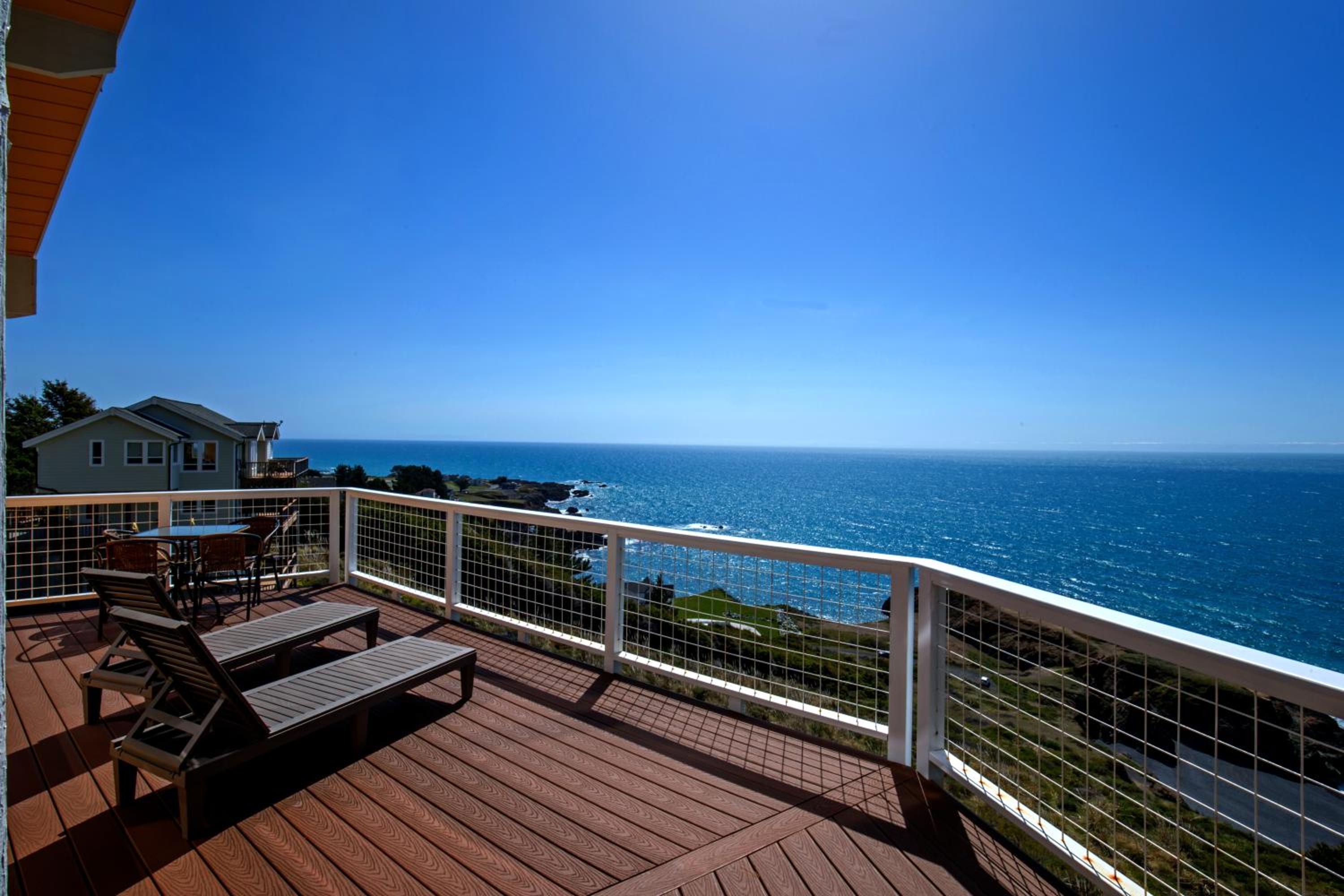 Gorgeous Oceanview, by OceanviewHotTubs Oceanfront! Shelter Cove, CA Tesla EV Station view 5