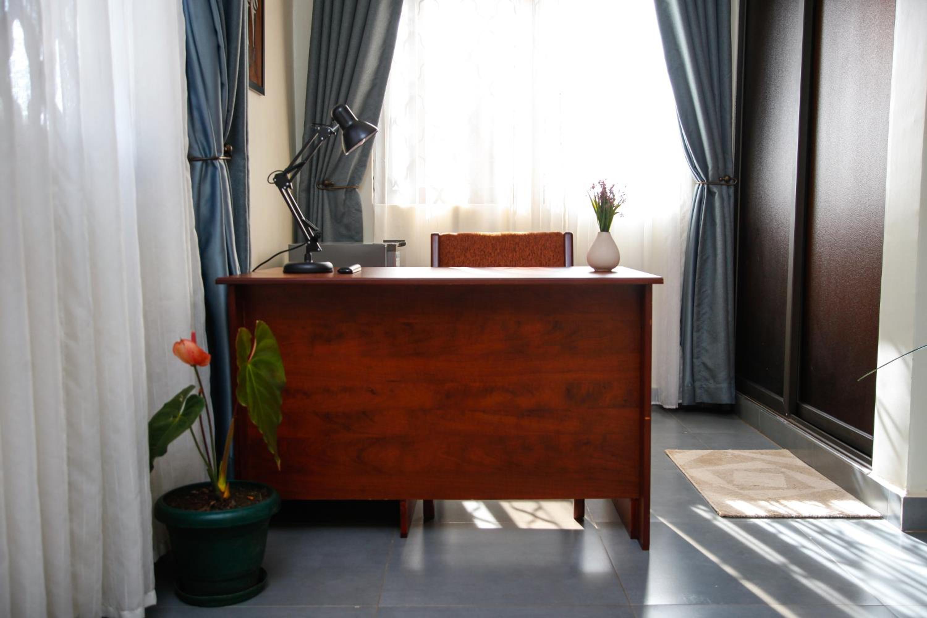 Photo 12