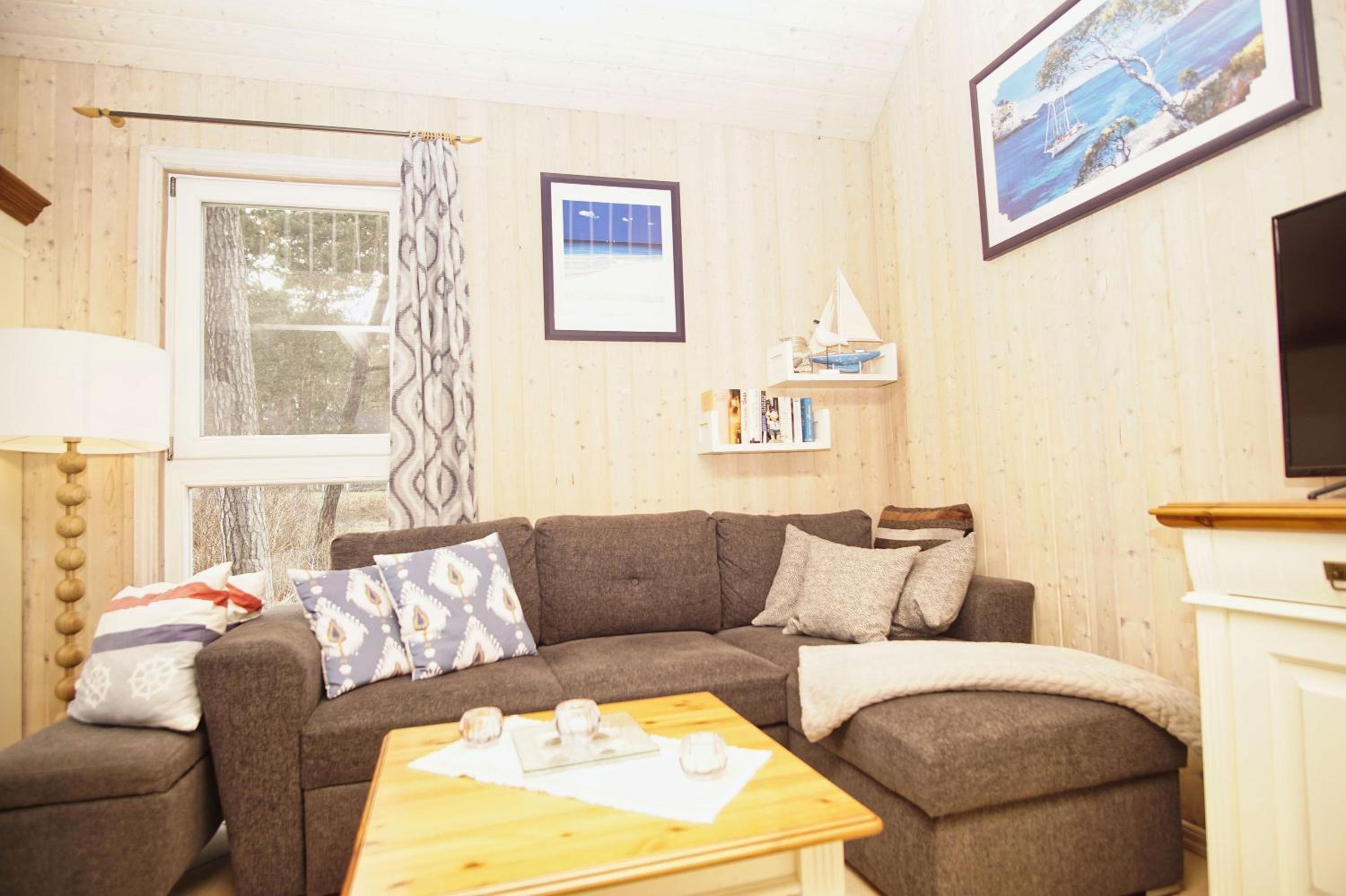 strandnahes Ferienhaus mit Kamin und Terrasse - Ferienhaus Seerobbe