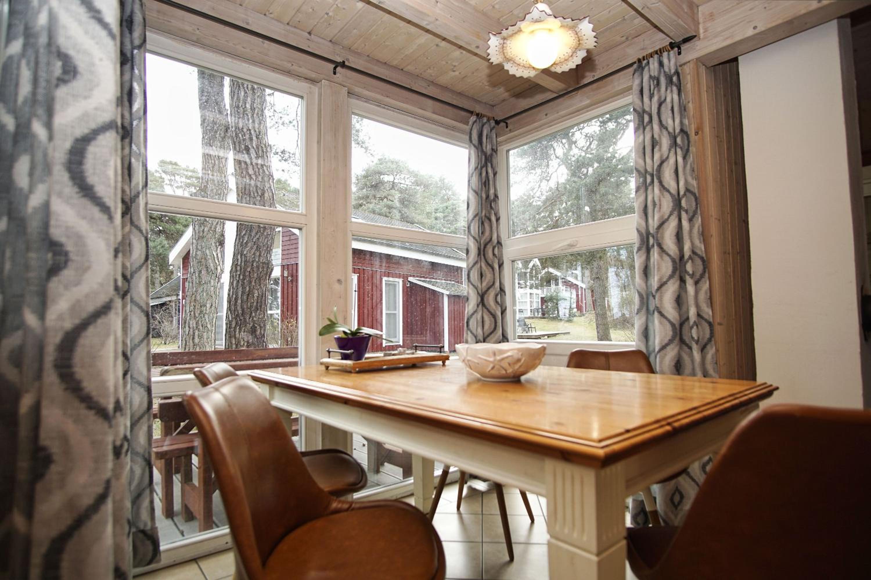 strandnahes Ferienhaus mit Kamin und Terrasse - Ferienhaus Seerobbe