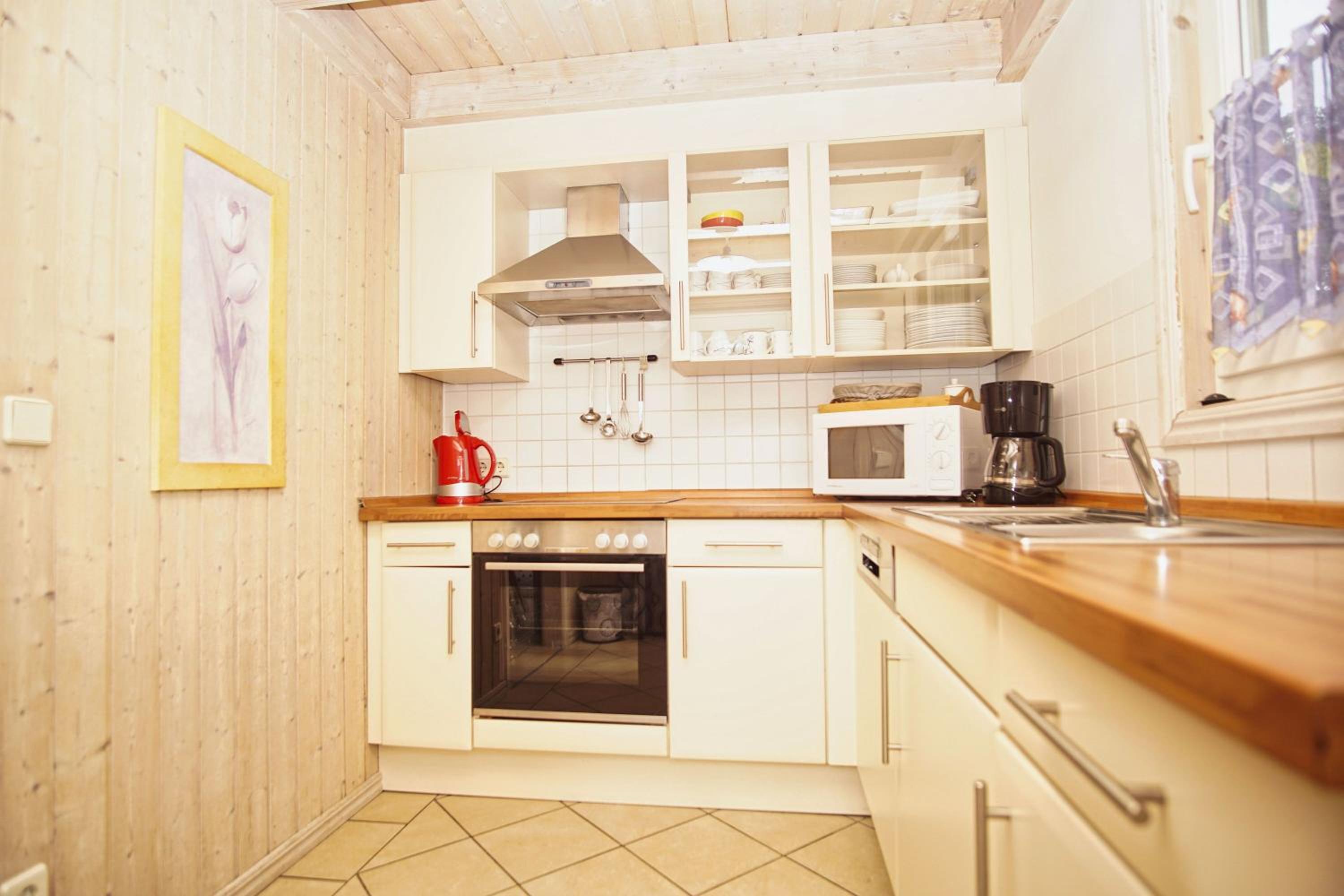 strandnahes Ferienhaus mit Kamin und Terrasse - Ferienhaus Seerobbe
