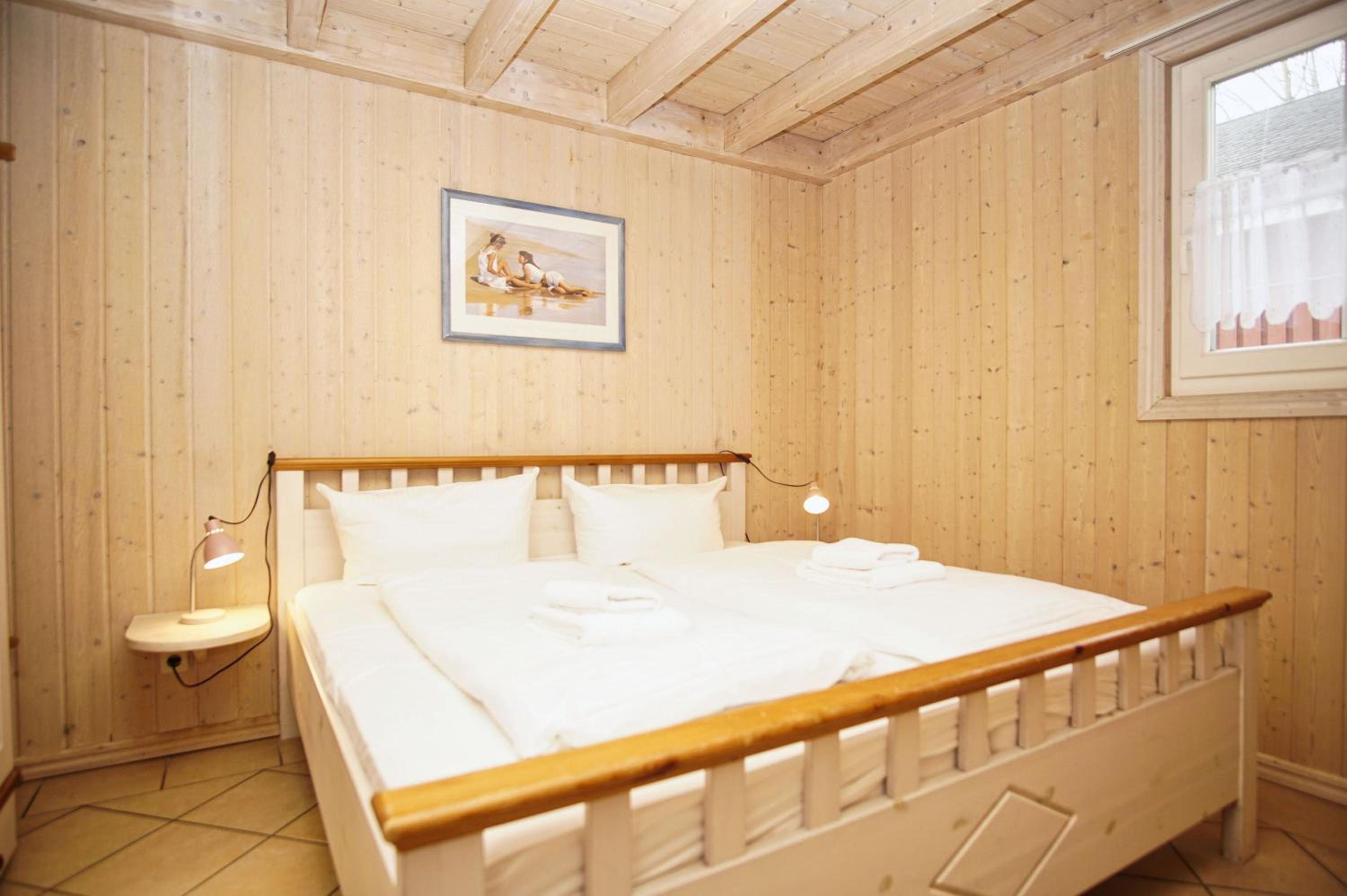 strandnahes Ferienhaus mit Kamin und Terrasse - Ferienhaus Seerobbe