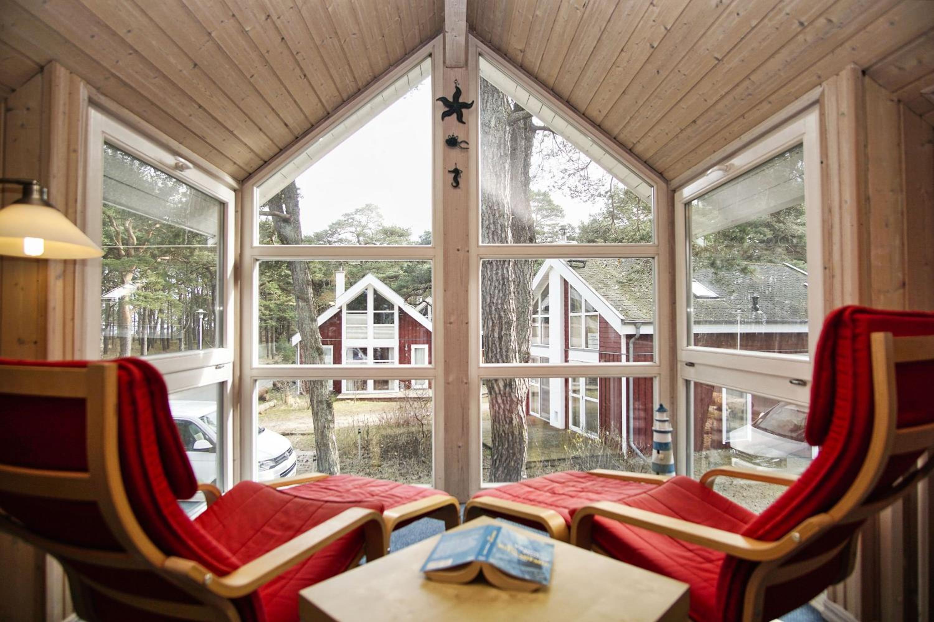 strandnahes Ferienhaus mit Kamin und Terrasse - Ferienhaus Seerobbe