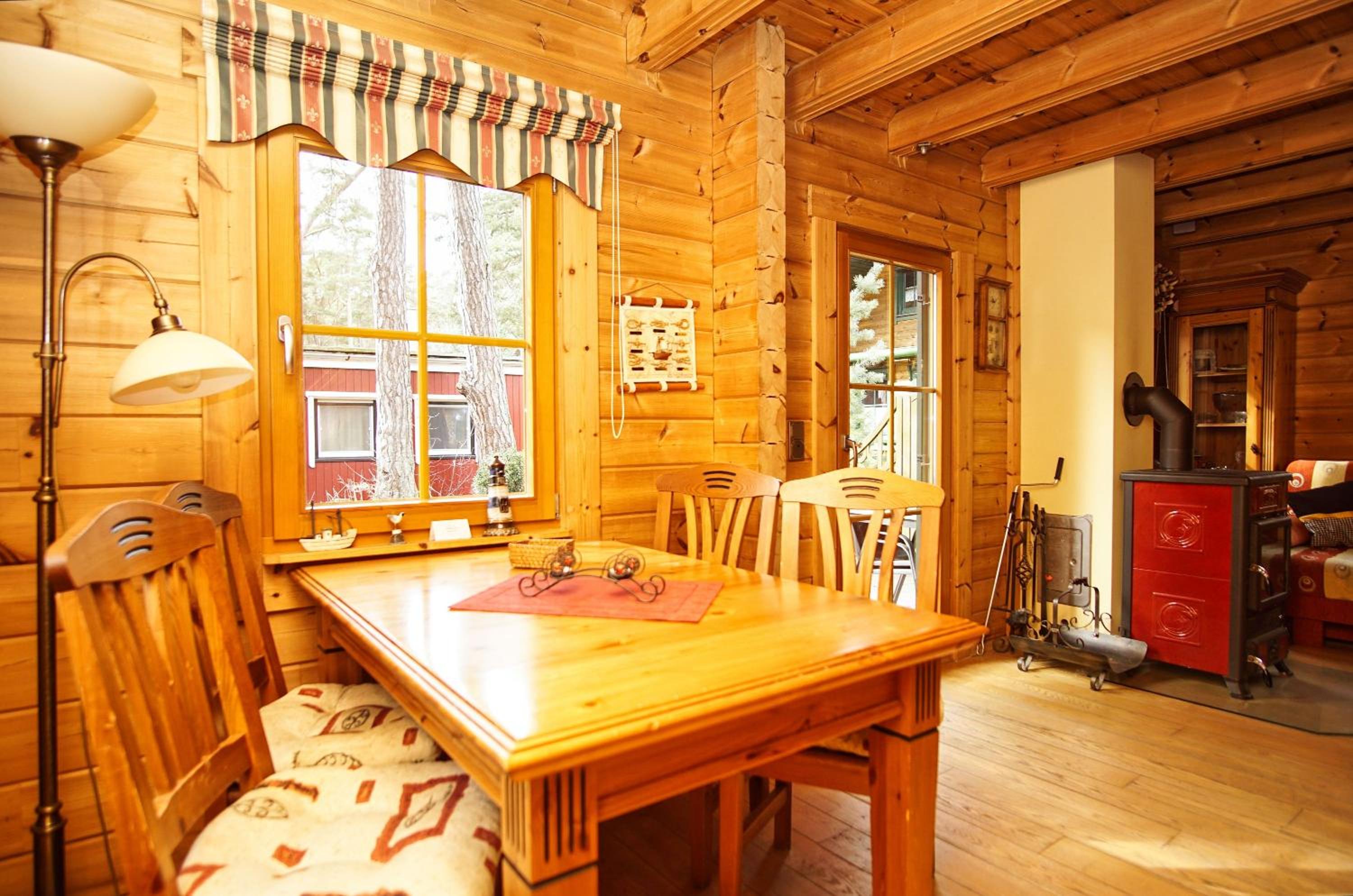 uriges Ferienhaus, ruhige Lage dicht am Strand, Kamin - Ferienhaus Ostseeperle