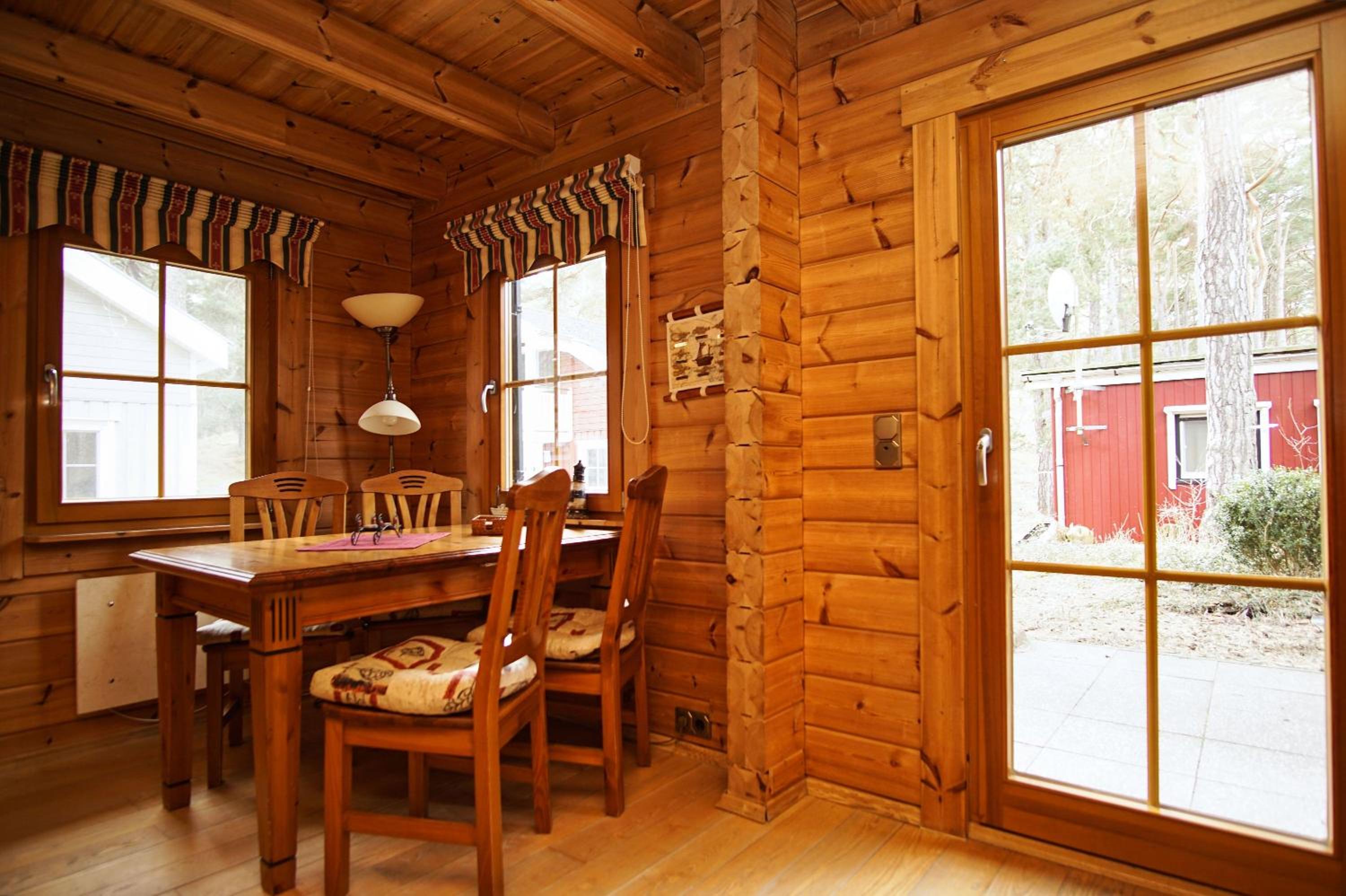 uriges Ferienhaus, ruhige Lage dicht am Strand, Kamin - Ferienhaus Ostseeperle