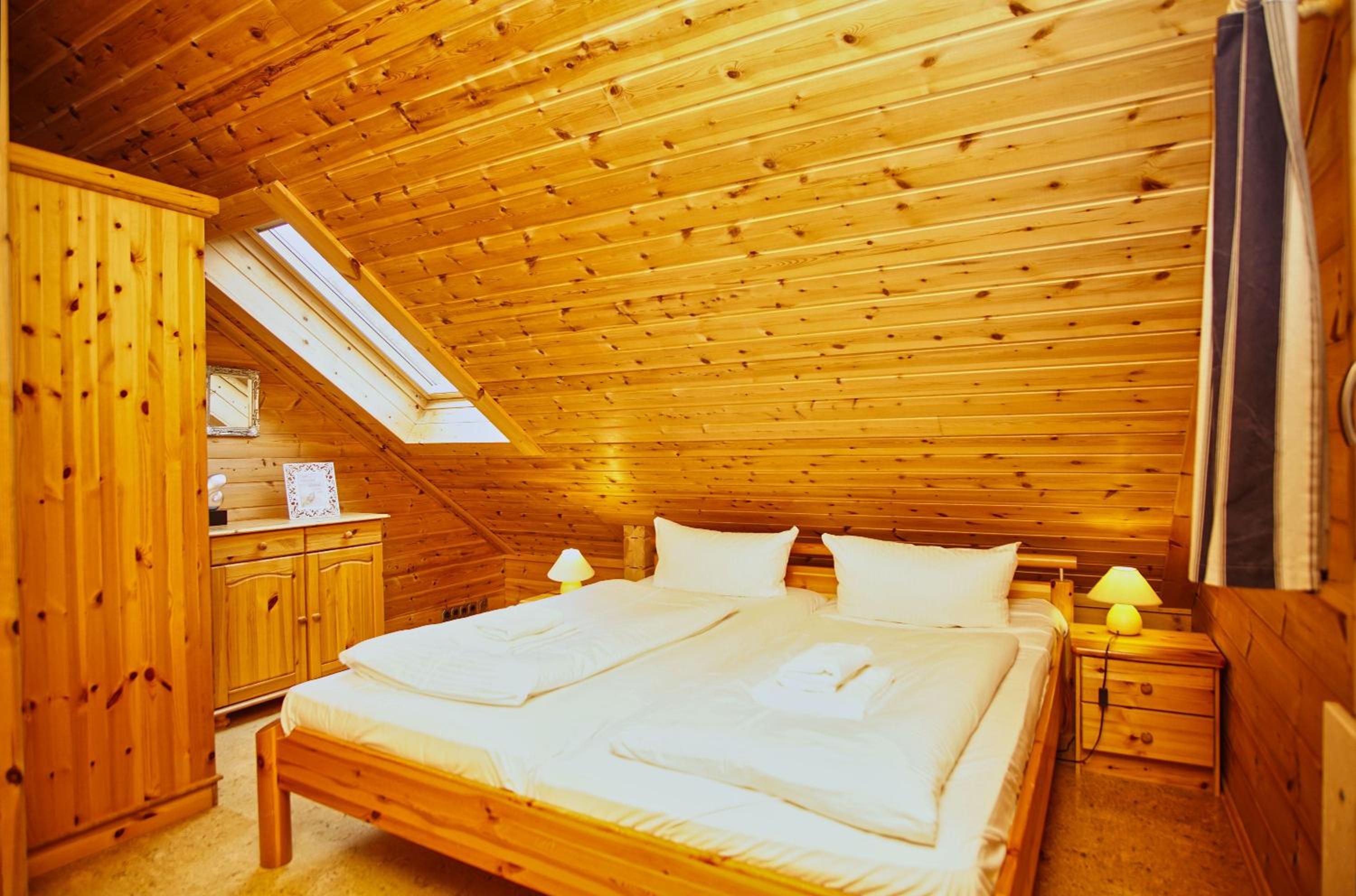 uriges Ferienhaus, ruhige Lage dicht am Strand, Kamin - Ferienhaus Ostseeperle