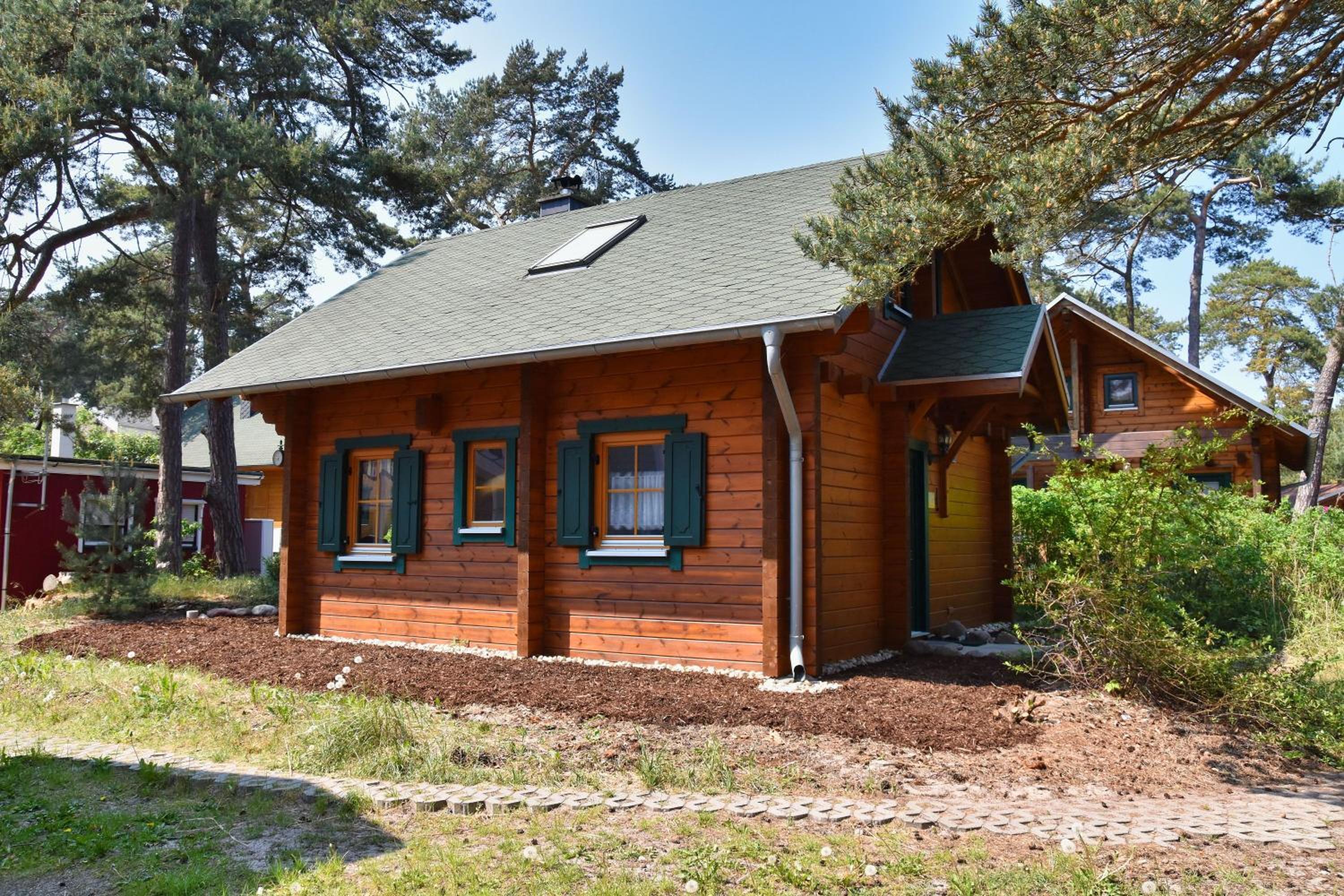 uriges Ferienhaus, ruhige Lage dicht am Strand, Kamin - Ferienhaus Ostseeperle