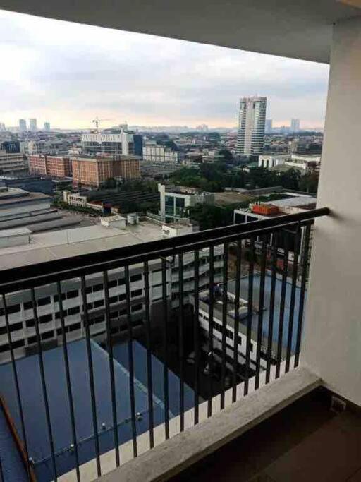 Entire Unit Pacific 63 JayaonePJ Pool Balcony photo 5