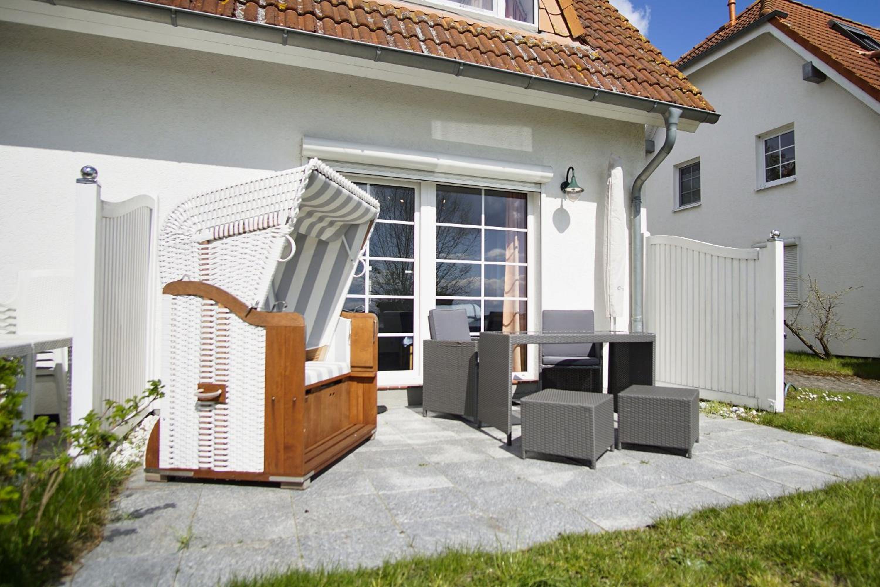 Haus mit Seeblick, gratis Nutzung vom AHOI Erlebnisbad und Sauna in Sellin - Fährhaus Sellin Nr 14
