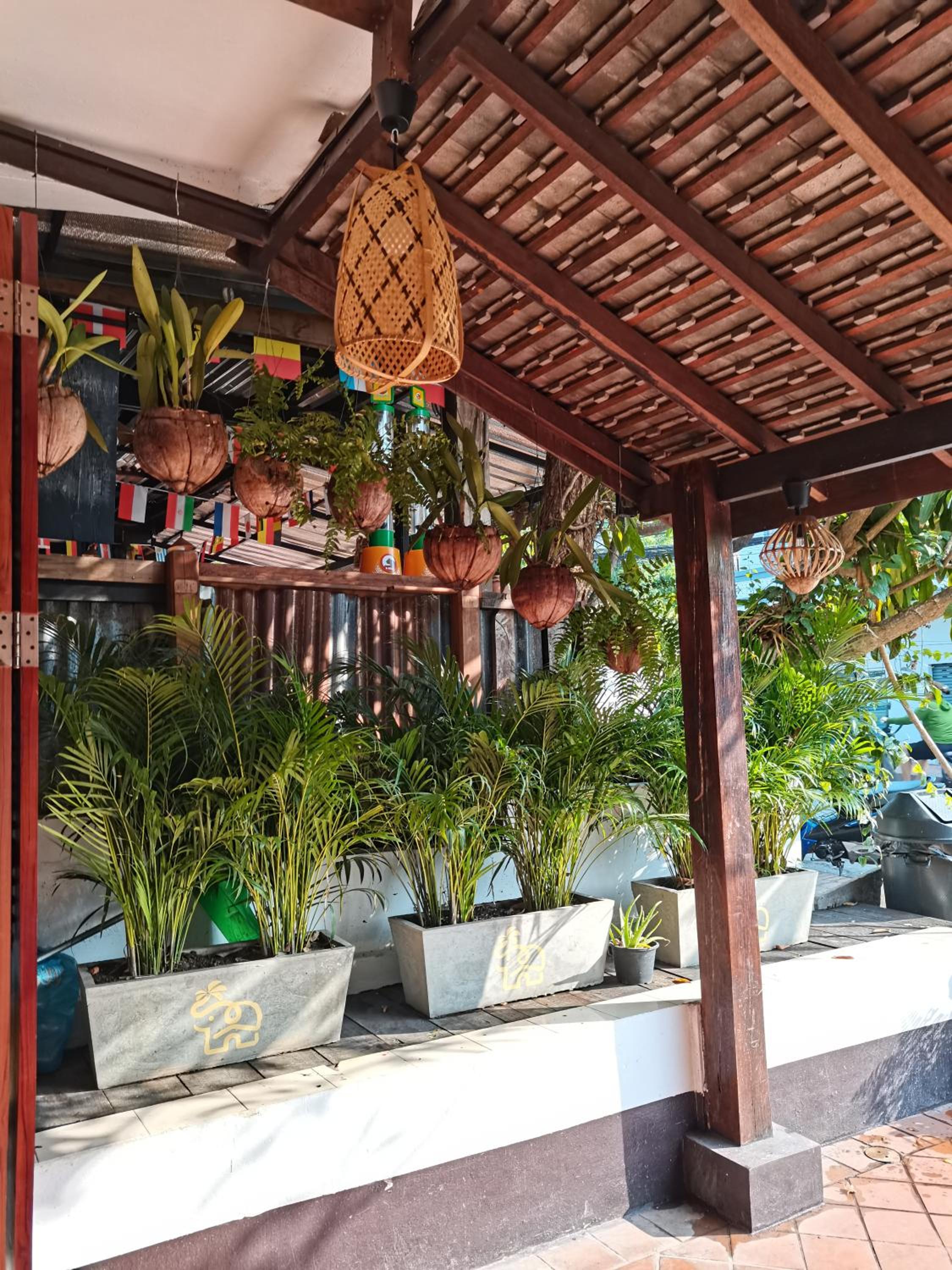 PHAI GUESTHOUSE