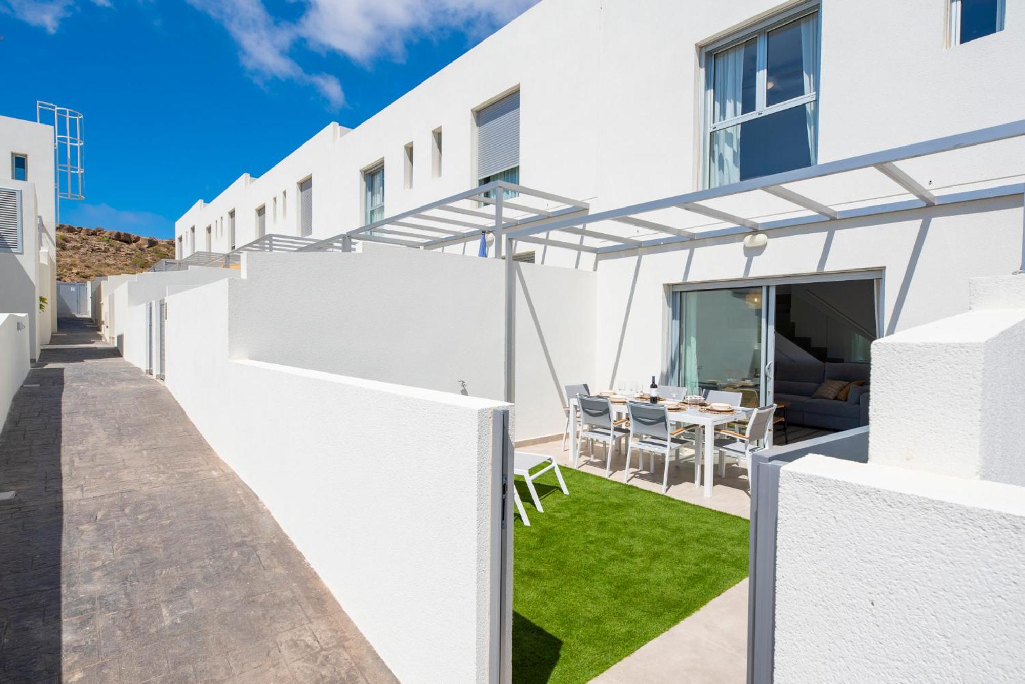 MEDANO4YOU Beachwalk Holiday Home