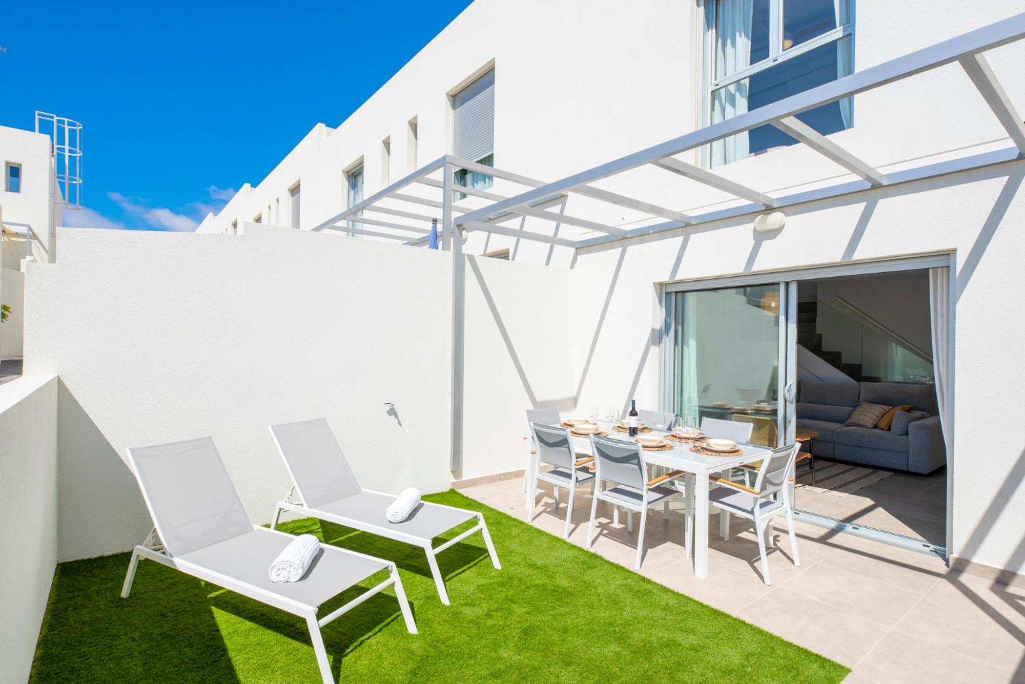 MEDANO4YOU Beachwalk Holiday Home