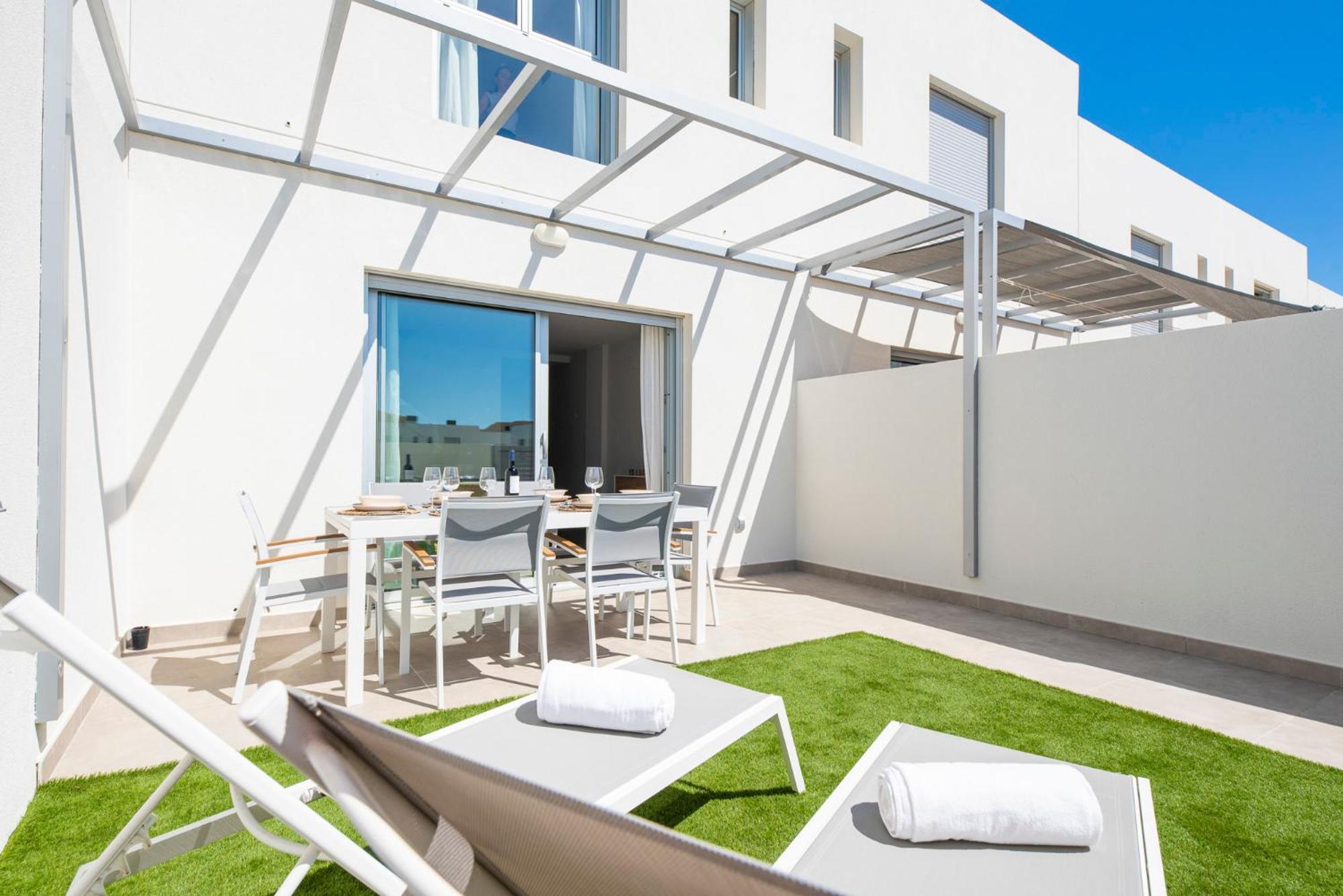 MEDANO4YOU Beachwalk Holiday Home