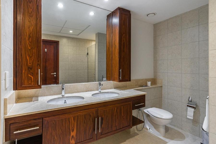 Splendid Apartments with Burj Khalifa and Fountain View