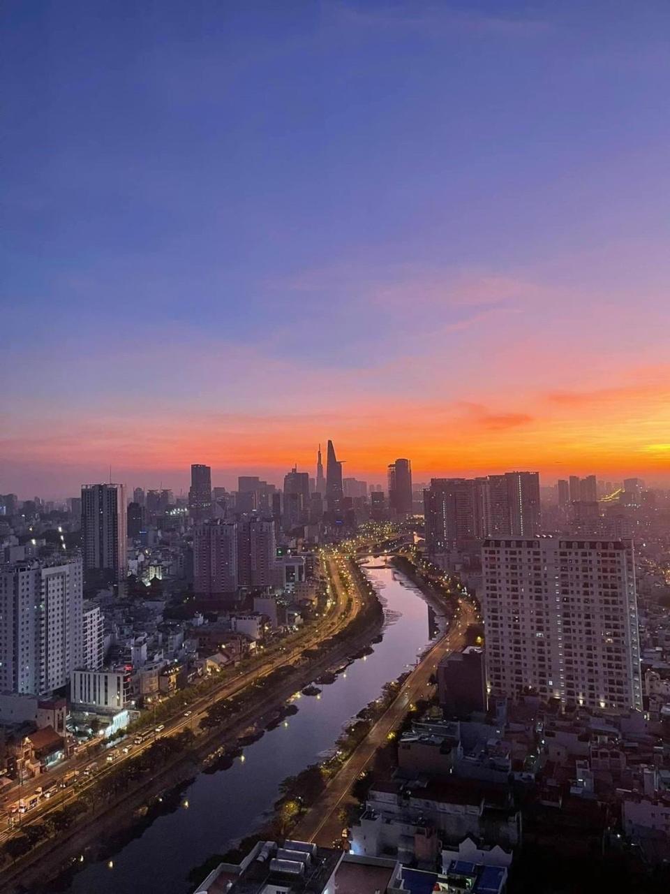 Jun Infinity Home Rivergate Residence
