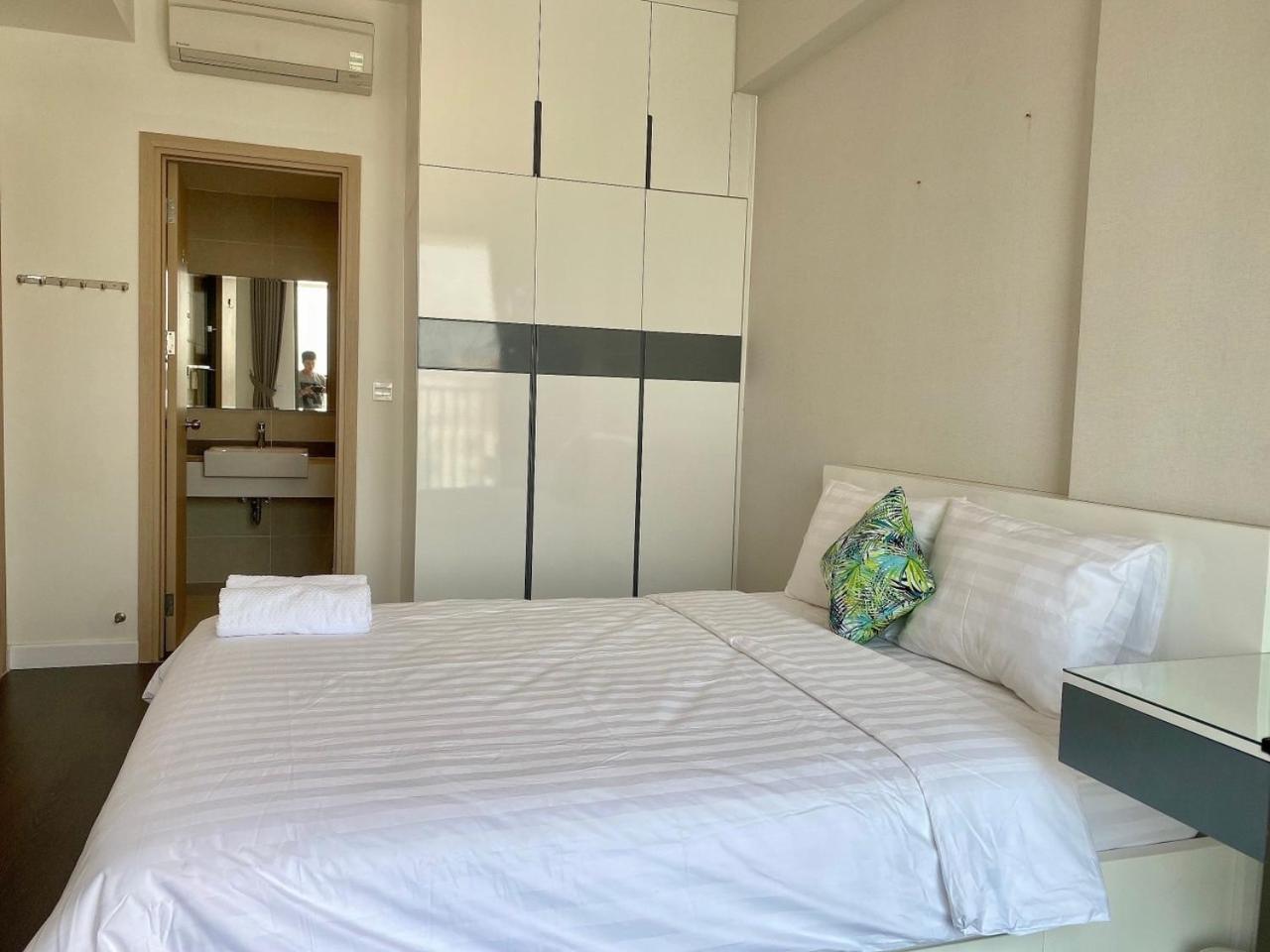 Jun Infinity Home Rivergate Residence