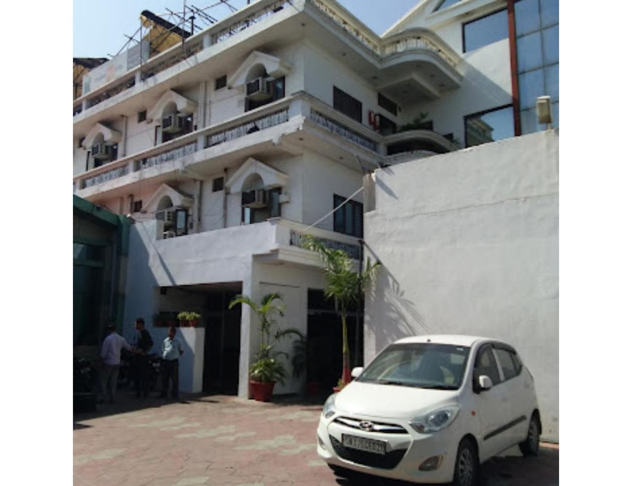 Hotel Sunder Palace, Dehradun view 2
